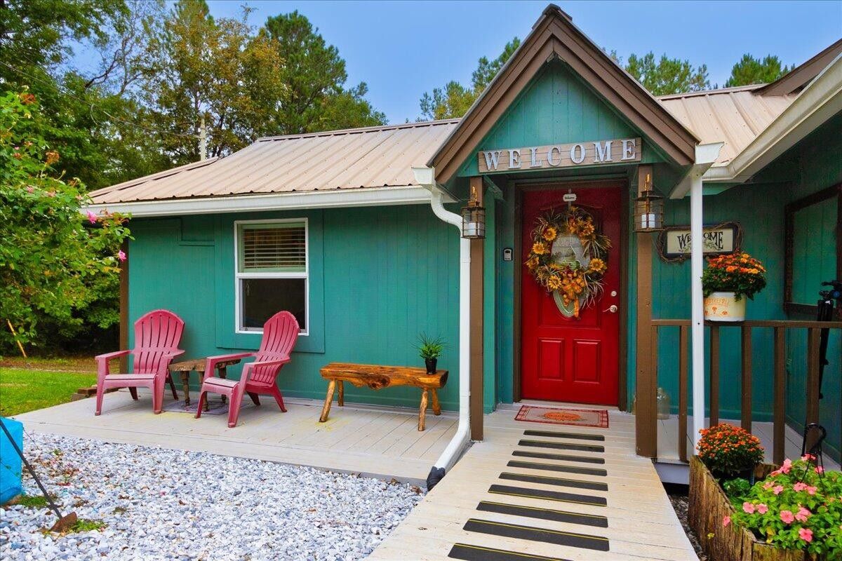 Crestview, Walton County, FL Lakefront Property, Waterfront Property