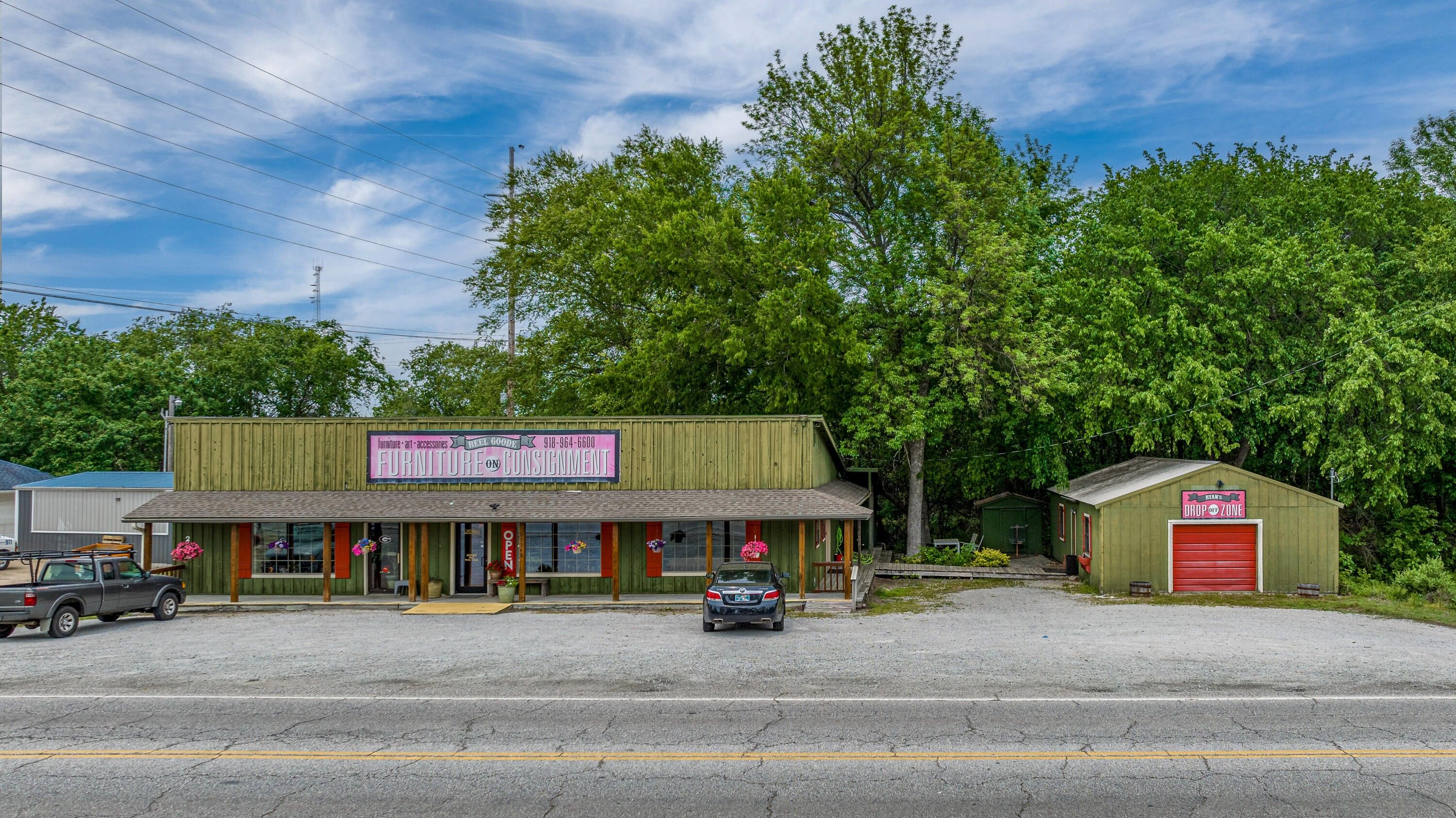 Grove, Delaware County, OK Commercial Property, House for sale Property