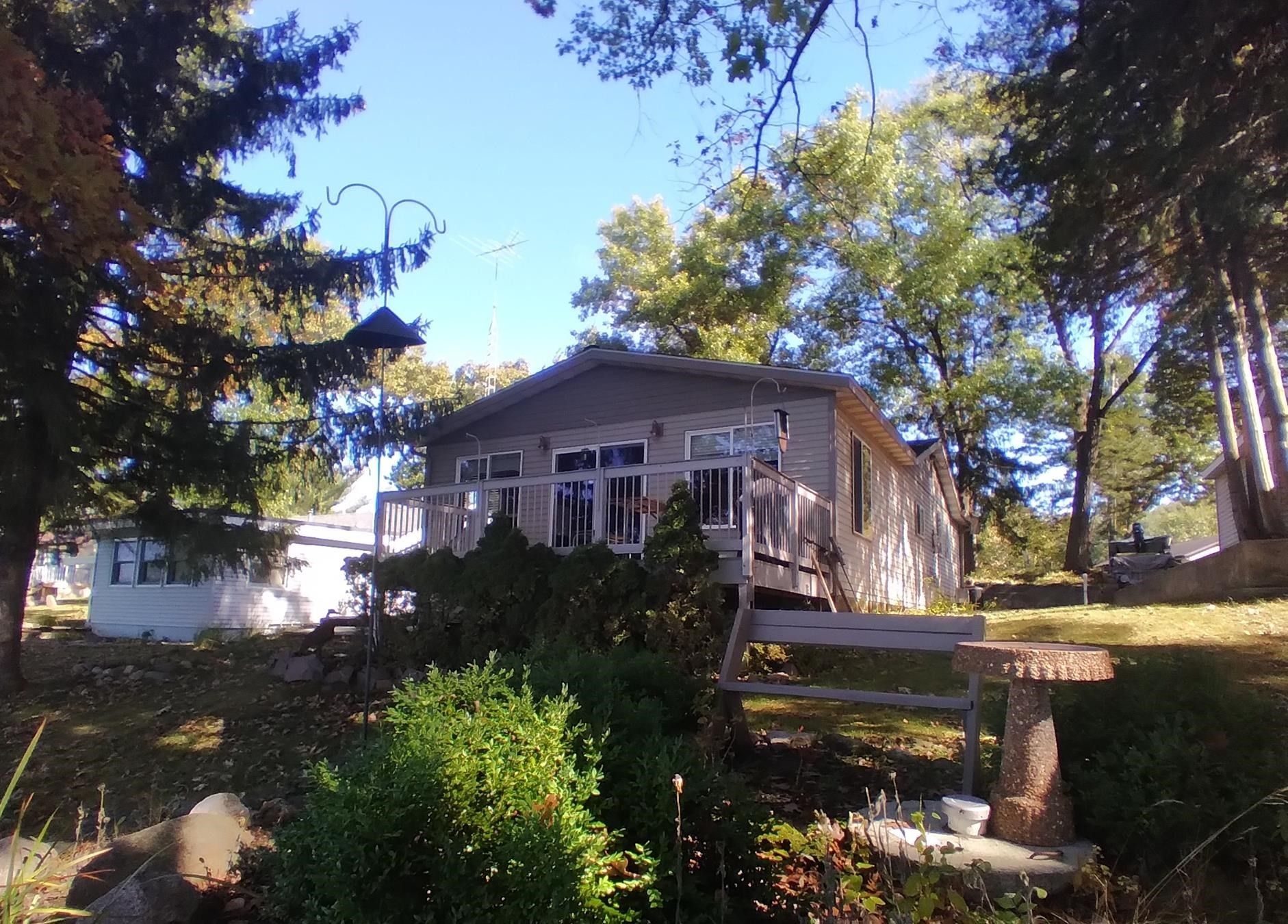 Montello, Marquette County, WI Lakefront Property, Waterfront Property