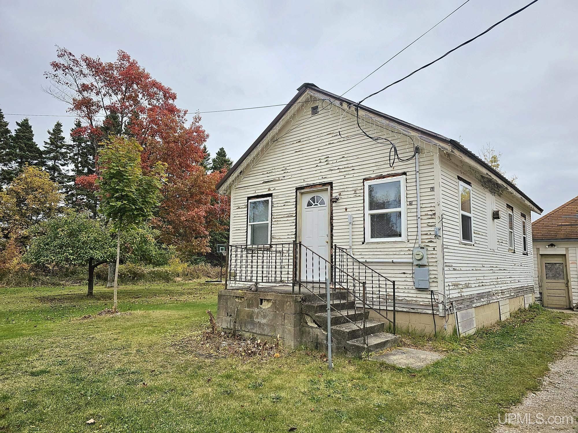 Manistique, Schoolcraft County, MI House for sale Property ID