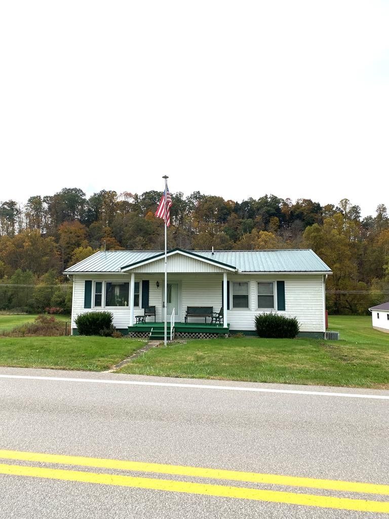 Middlebourne, Tyler County, WV House for sale Property ID 418056487