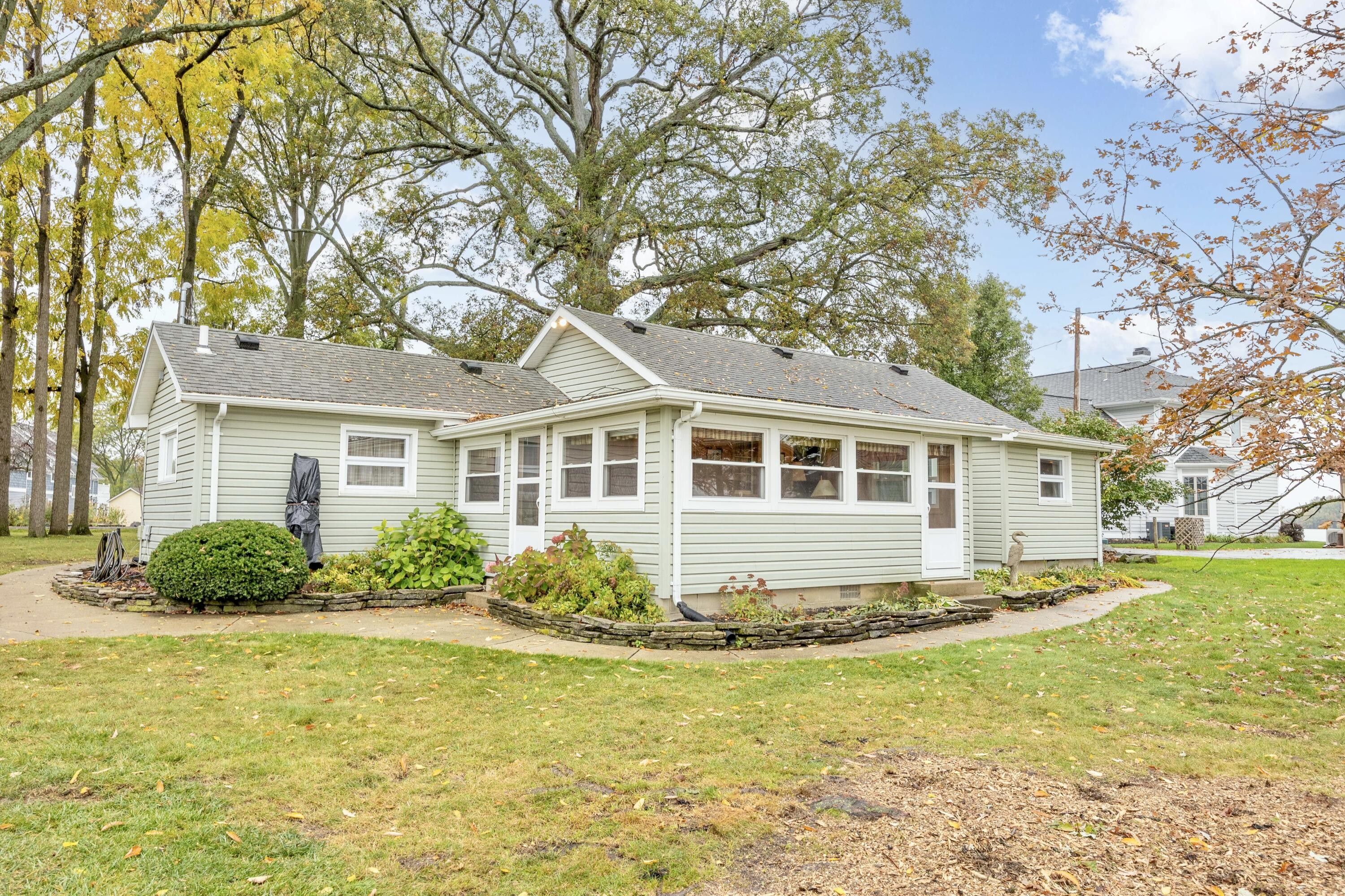 Huntsville, Logan County, OH Lakefront Property, Waterfront Property