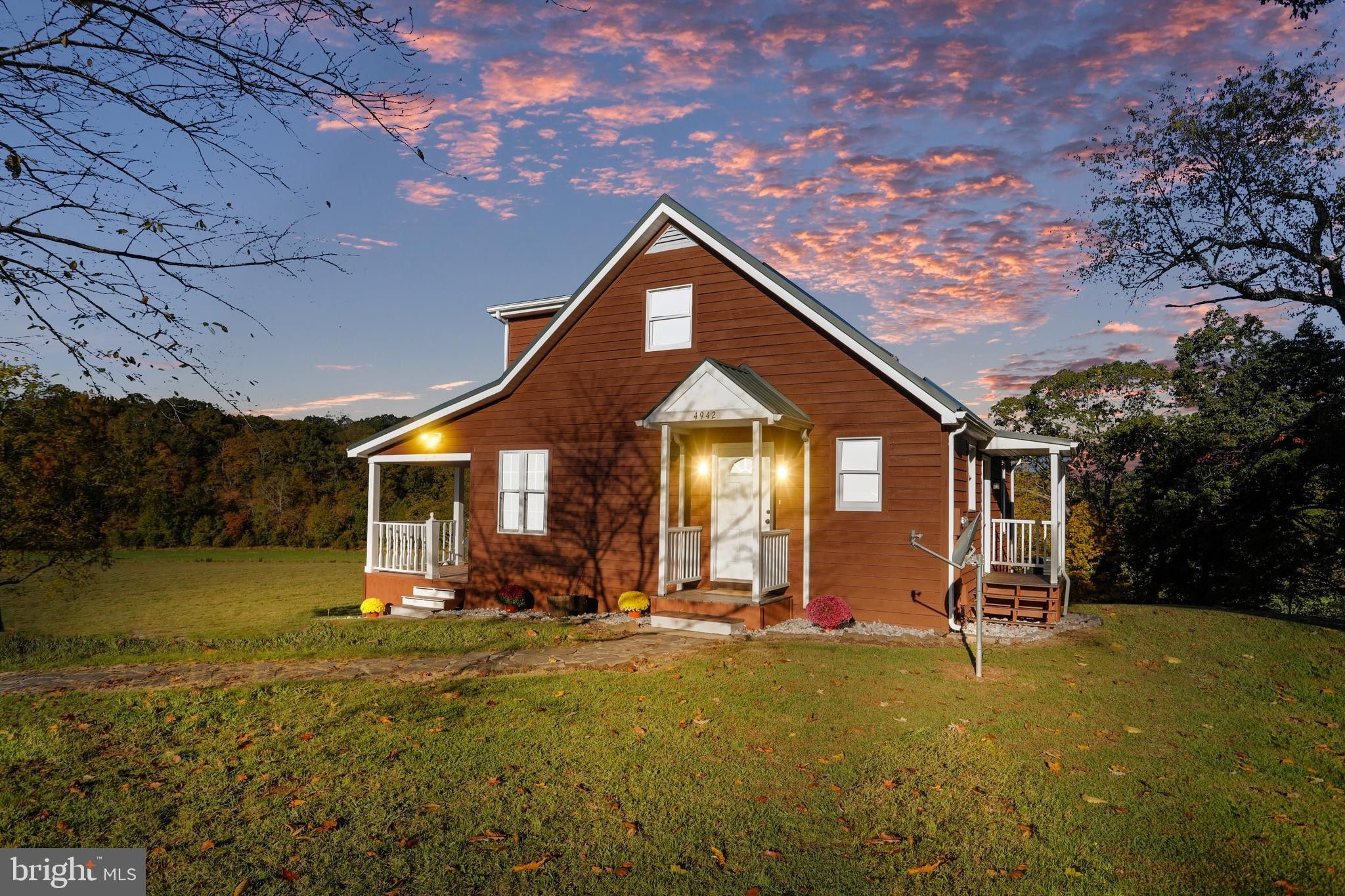 Berkeley Springs, County, WV Farms and Ranches, House for sale