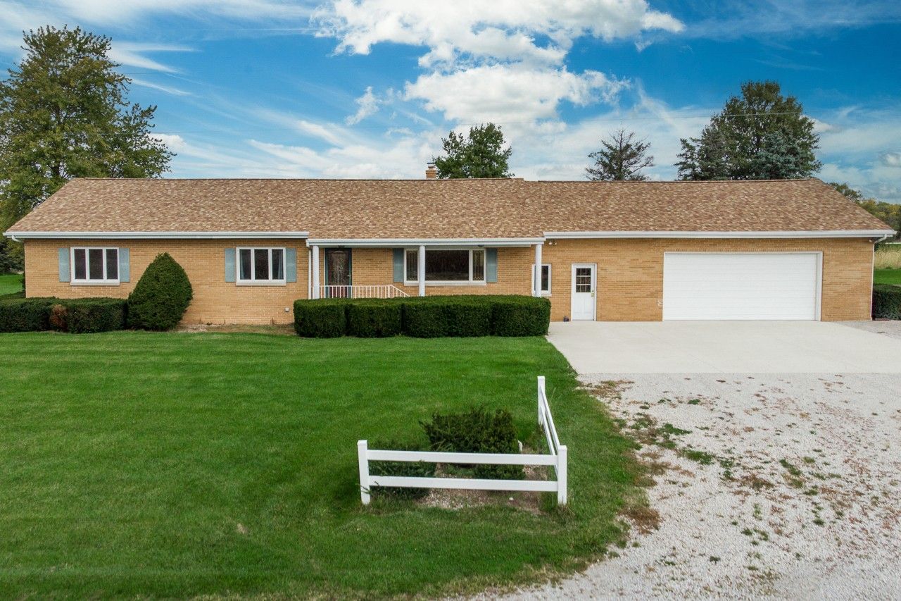 Lexington, McLean County, IL House for sale Property ID 418069256