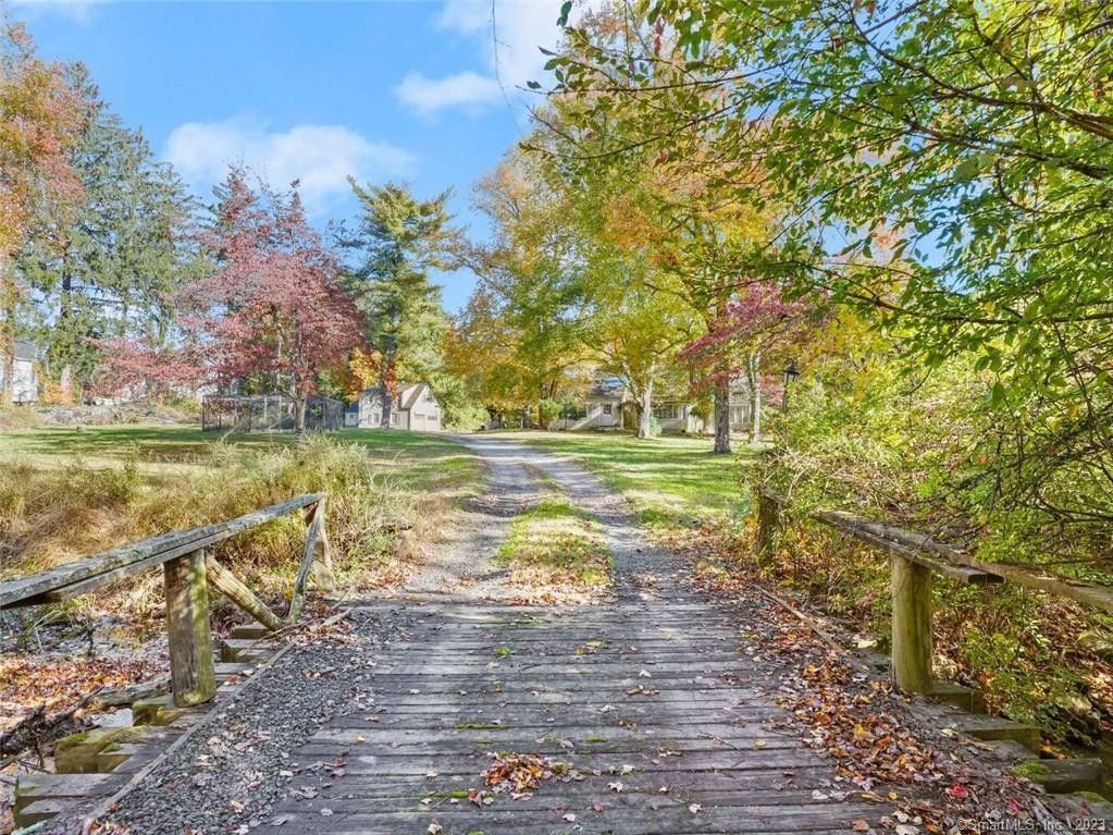 Norwalk, Fairfield County, CT Undeveloped Land, Lakefront Property