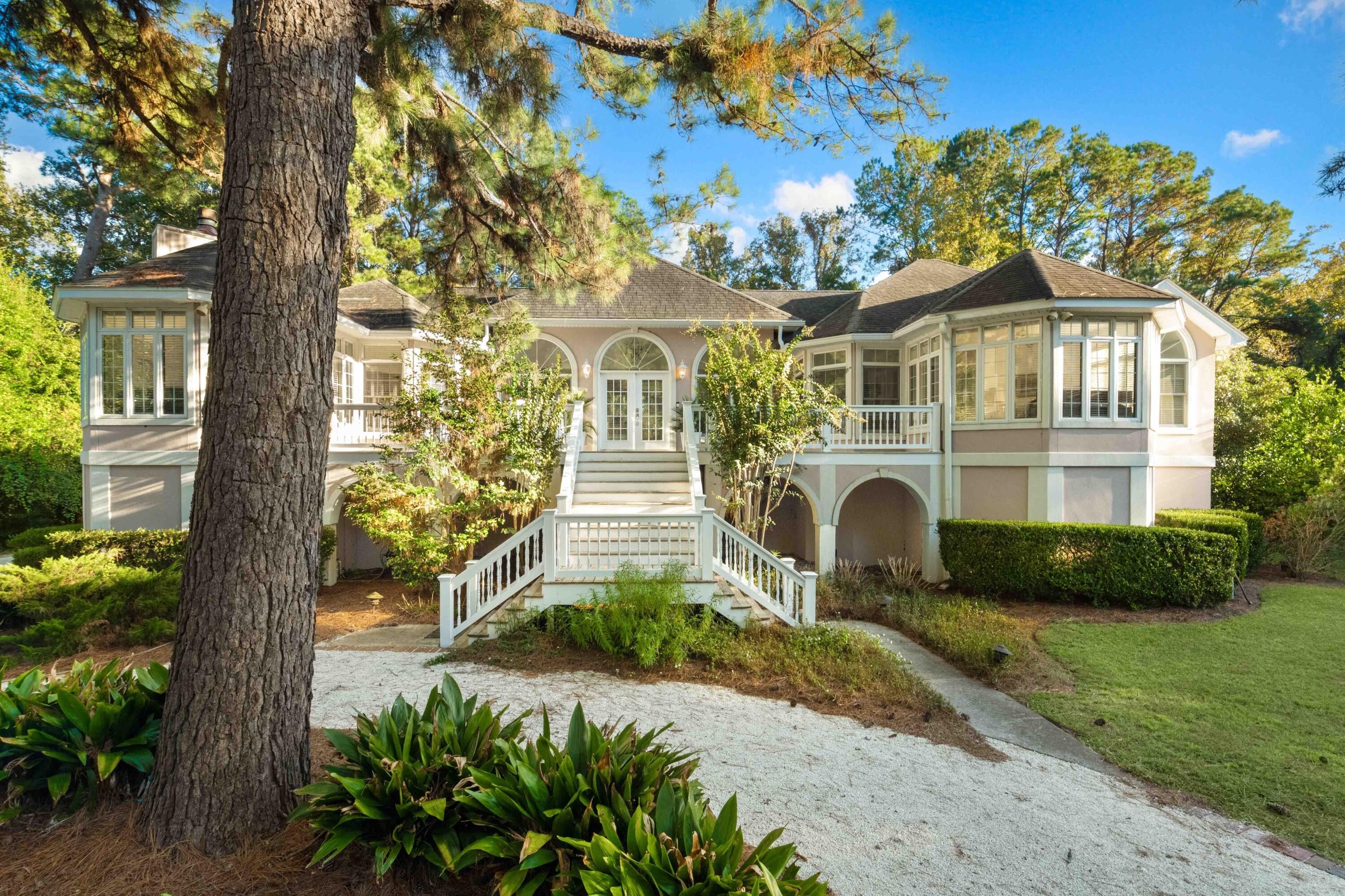 Wadmalaw Island, Charleston County, SC Lakefront Property, Waterfront