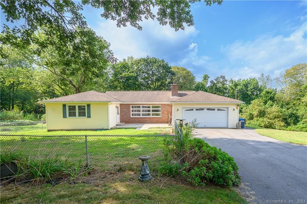 Plainfield, Windham County, CT Lakefront Property, Waterfront Property