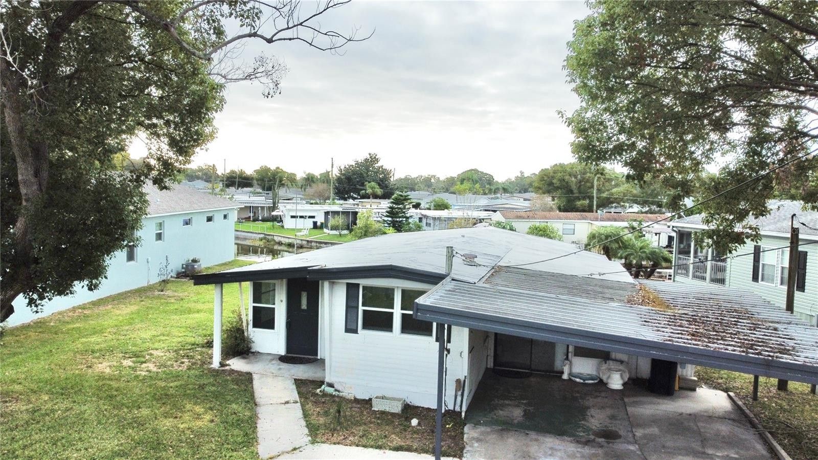 Tavares, Lake County, FL Lakefront Property, Waterfront Property, House