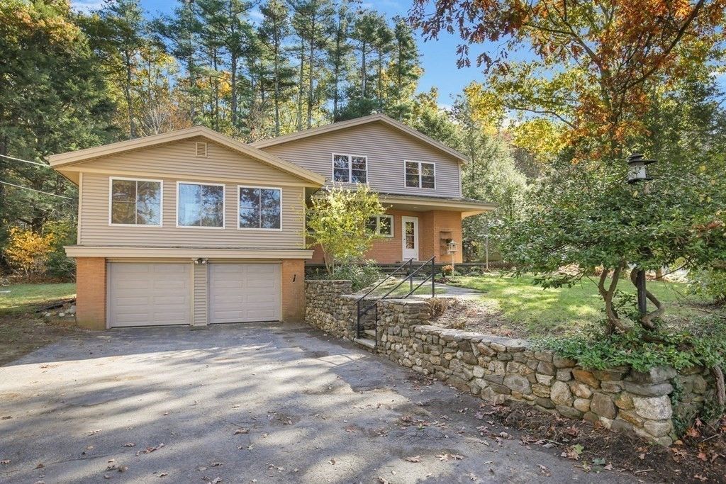 Sturbridge, Worcester County, MA House for sale Property ID 418109972