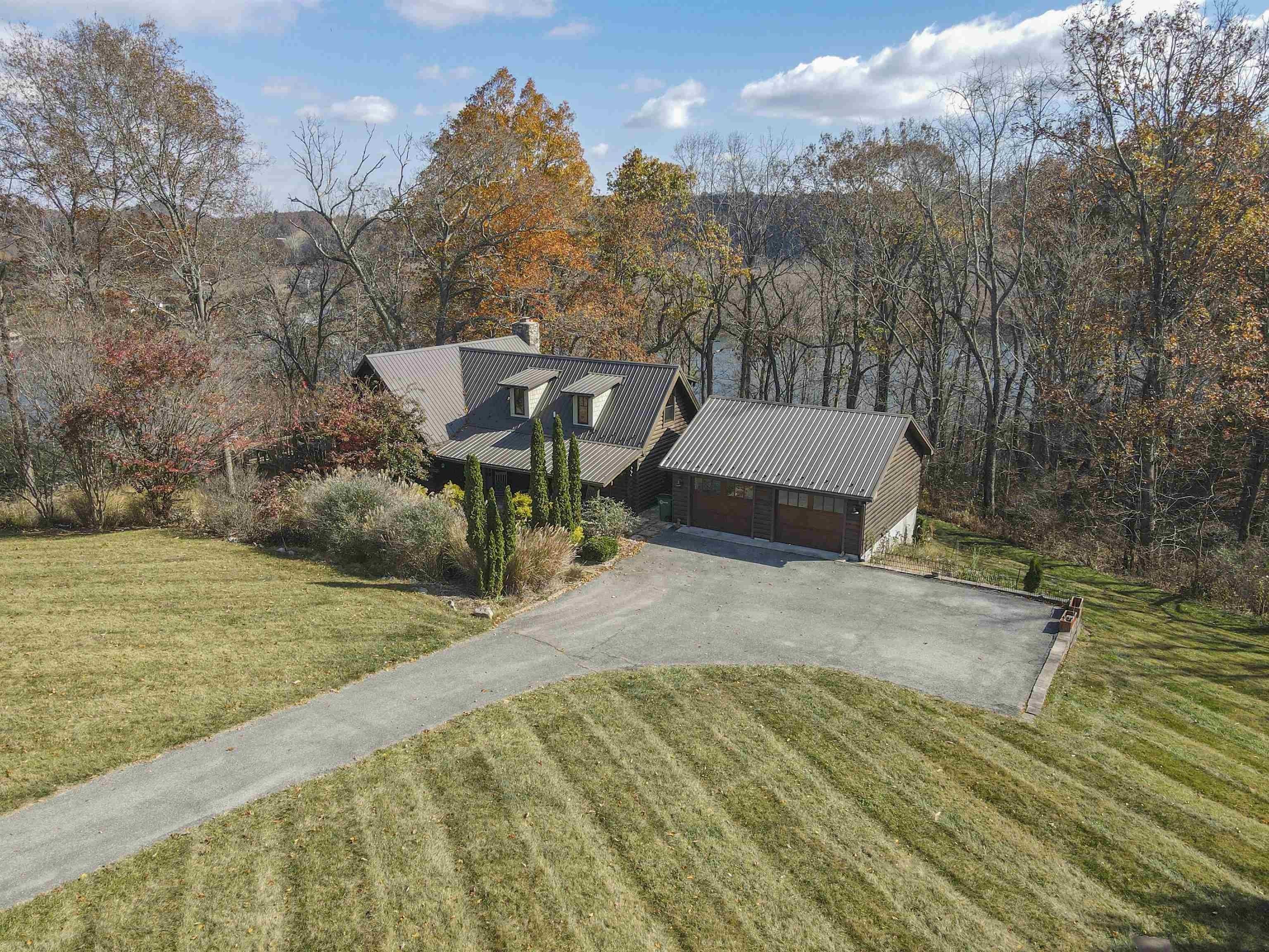 Pulaski, Pulaski County, VA Lakefront Property, Waterfront Property