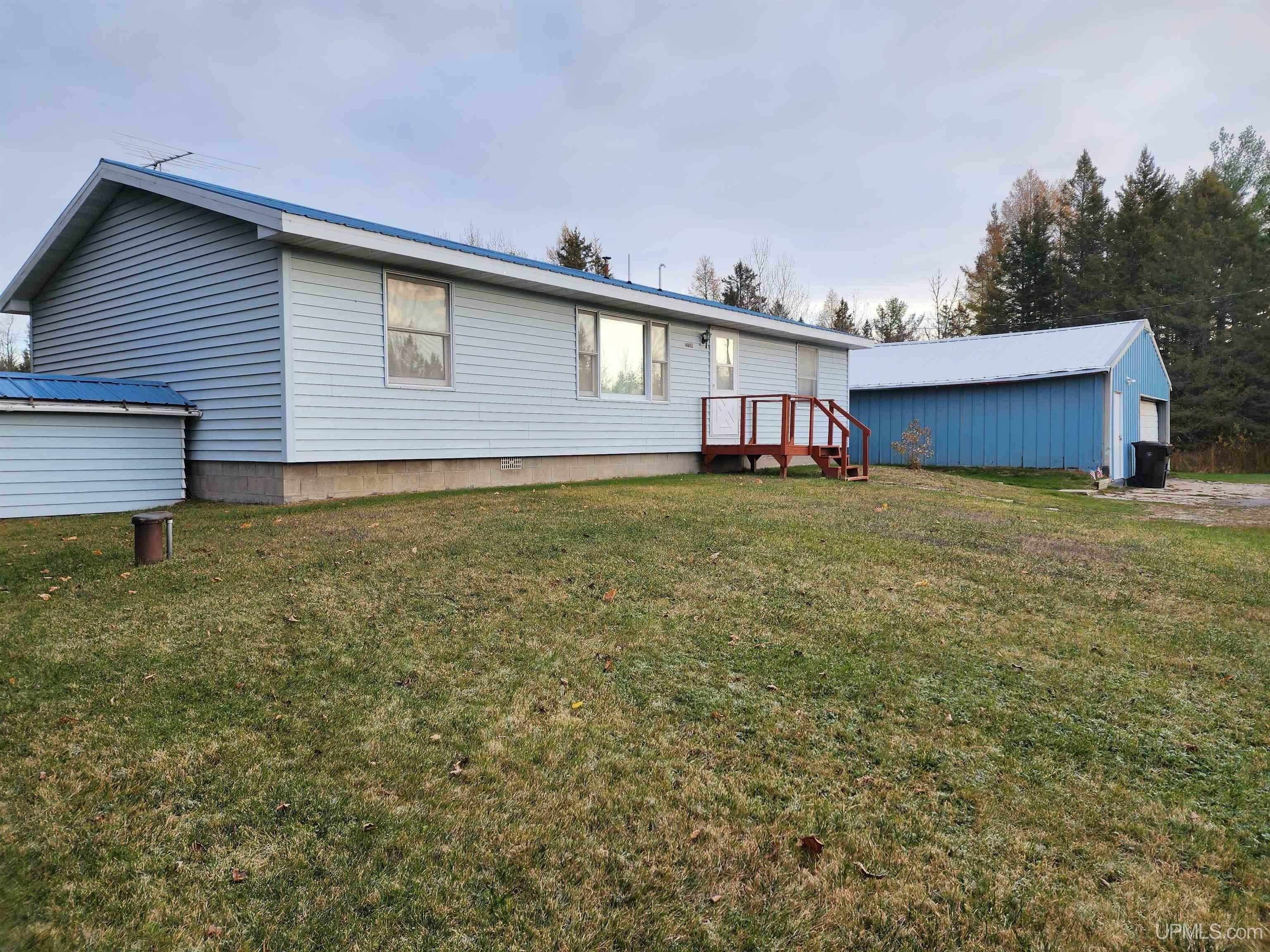 Rapid River, Delta County, MI House for sale Property ID 418198353