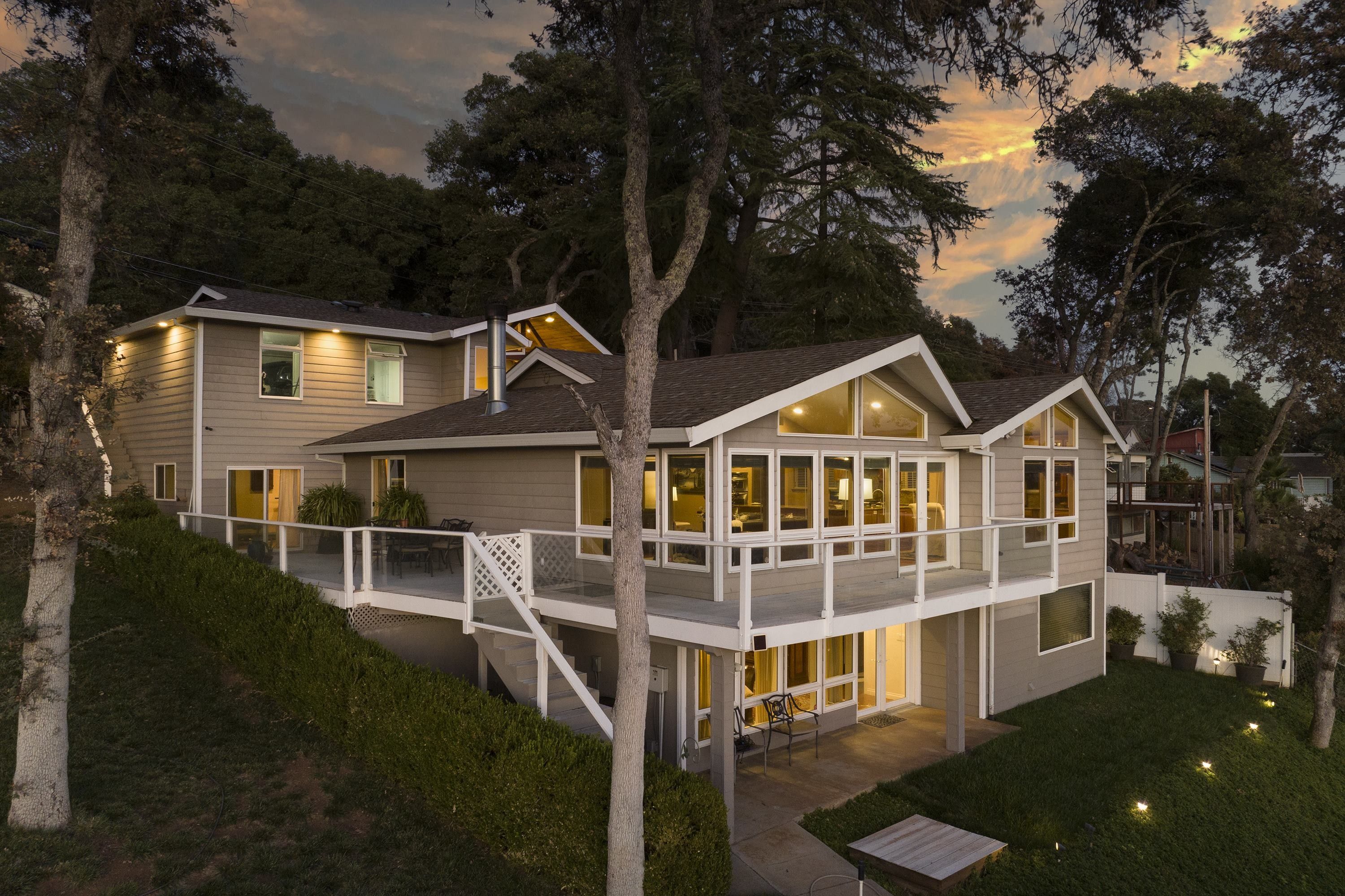 Glenhaven, Lake County, CA Lakefront Property, Waterfront Property