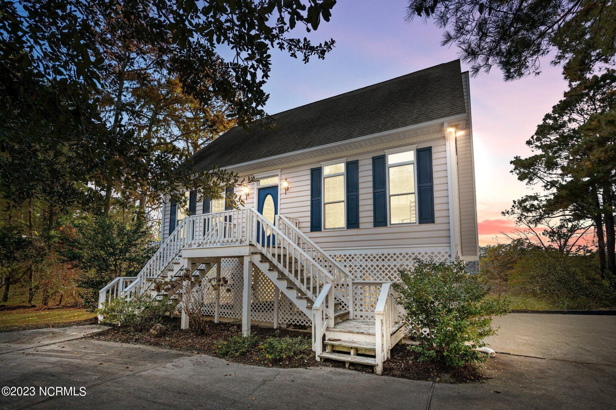 New Bern, Craven County, NC Lakefront Property, Waterfront Property