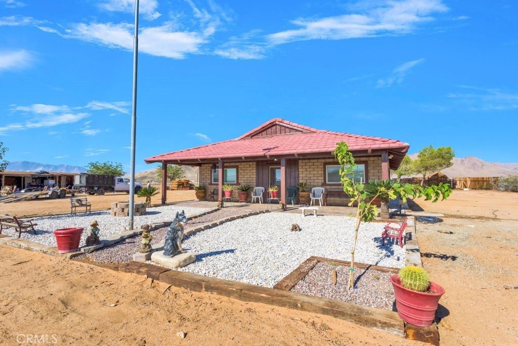 Lucerne Valley, San Bernardino County, CA Farms and Ranches, House for