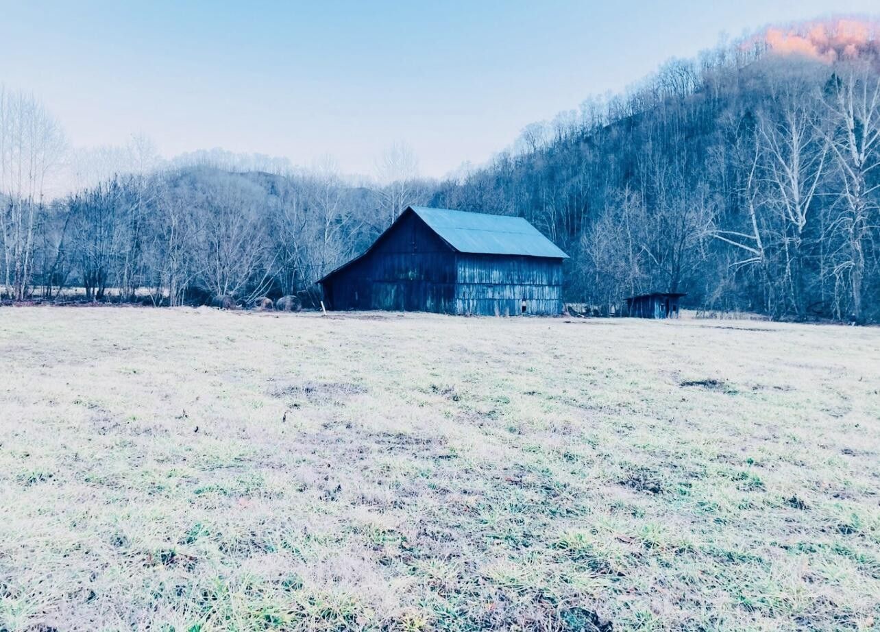 Oneida, Clay County, KY Farms and Ranches for sale Property ID