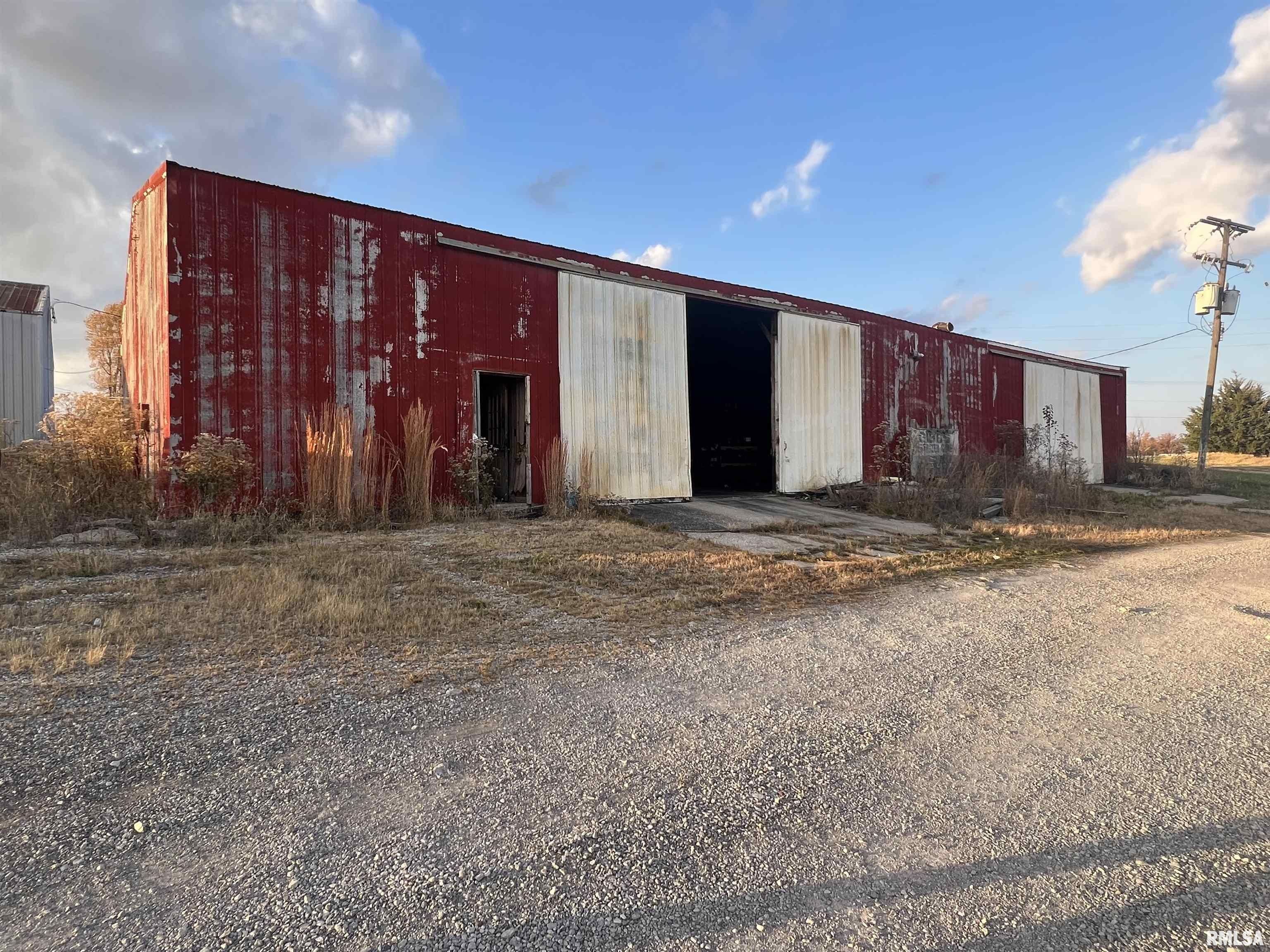Harrisburg, Saline County, IL Commercial Property, House for sale