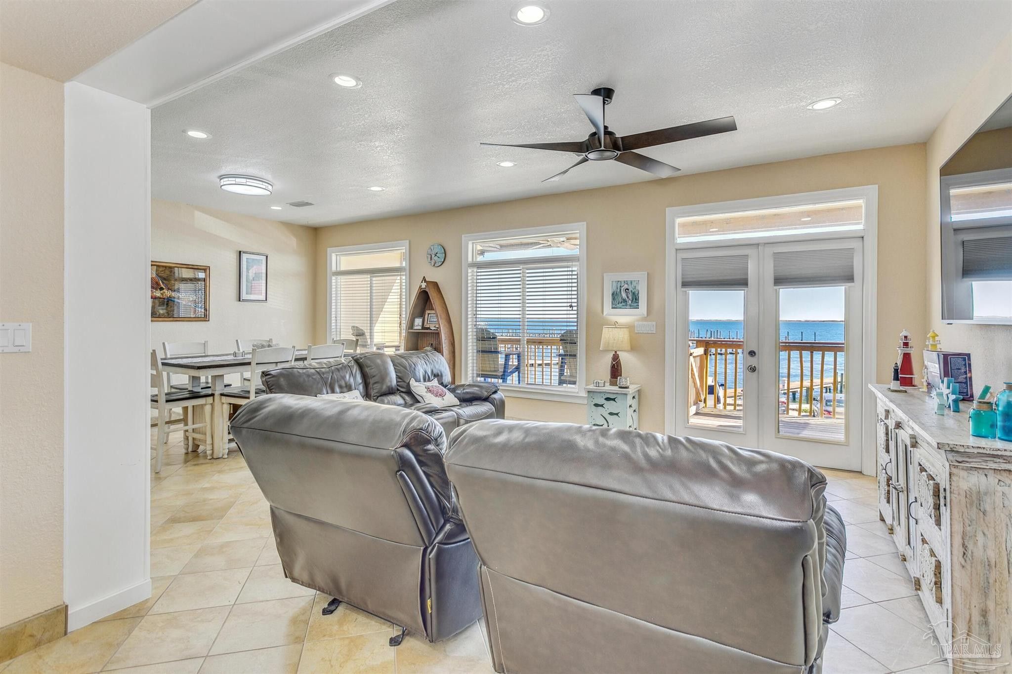 Pensacola, Escambia County, FL Lakefront Property, Waterfront Property