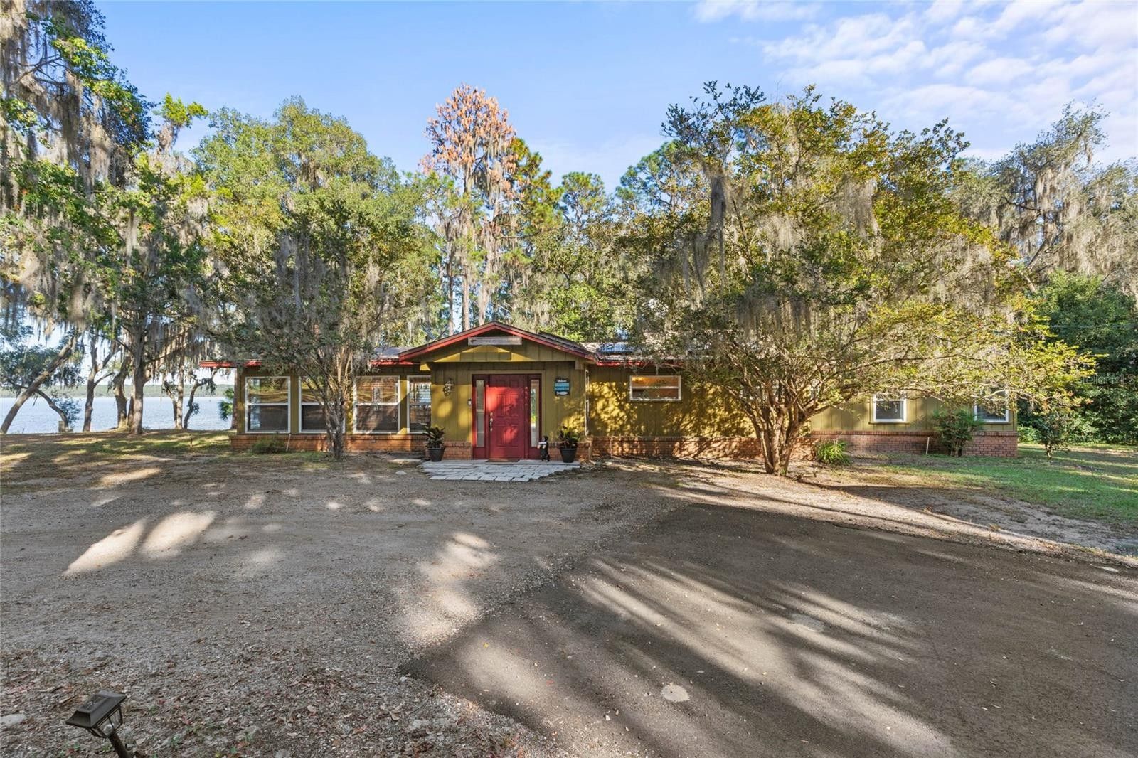 Altoona, Lake County, FL Lakefront Property, Waterfront Property, House for sale Property ID