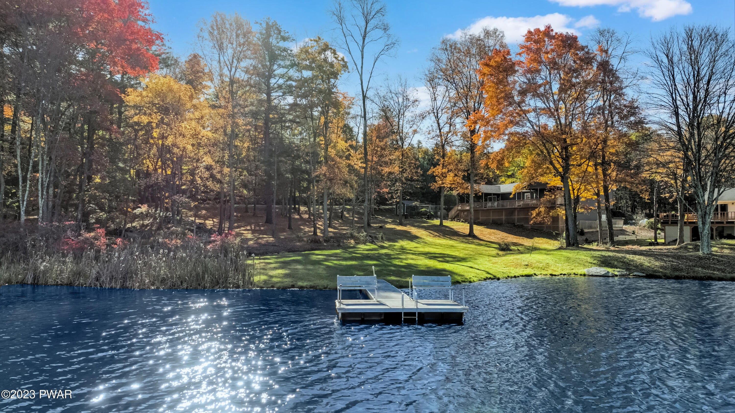 Dingmans Ferry, Pike County, PA Lakefront Property, Waterfront Property, House for sale Property