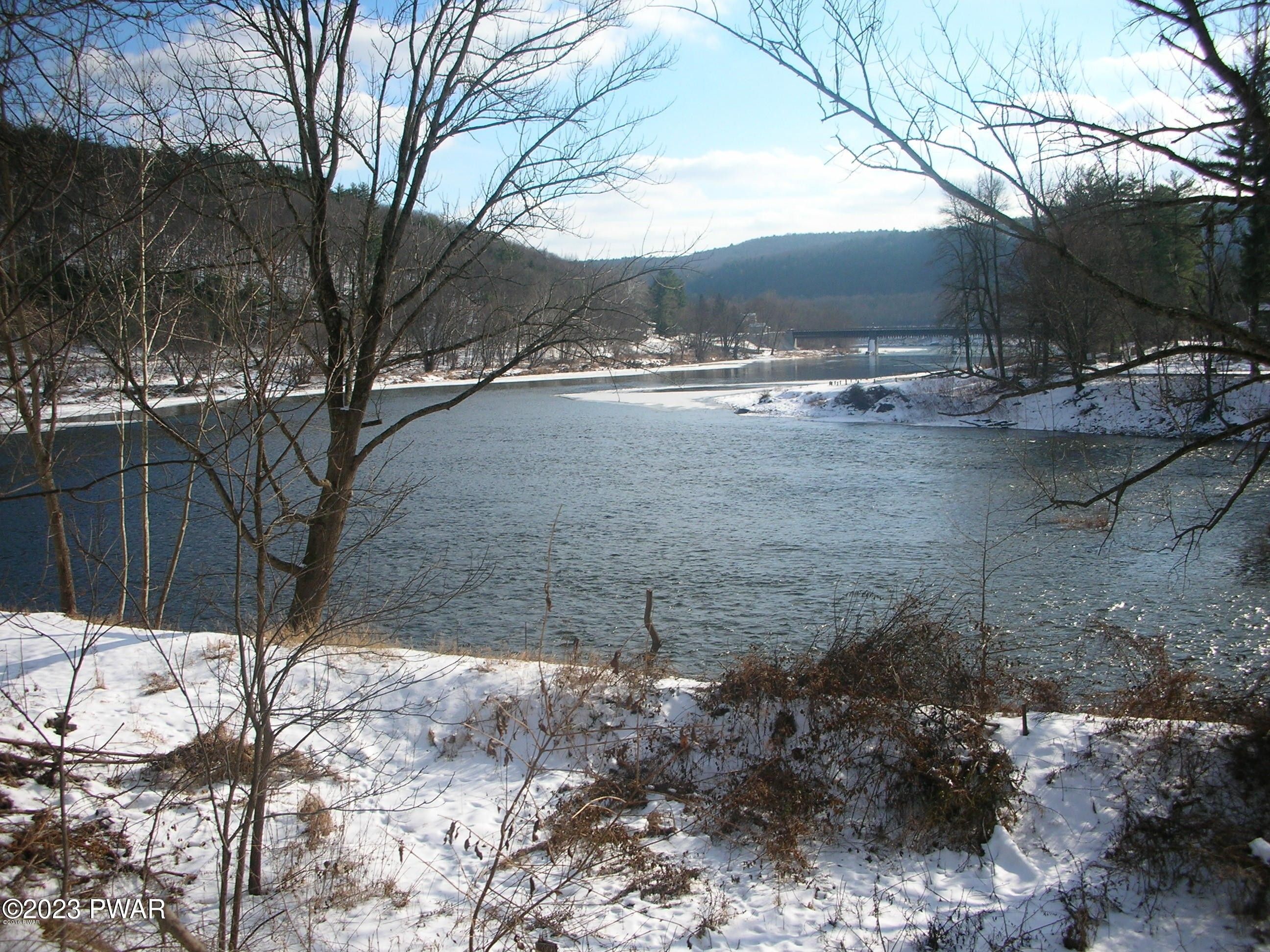 Lackawaxen, Pike County, PA Undeveloped Land, Lakefront Property