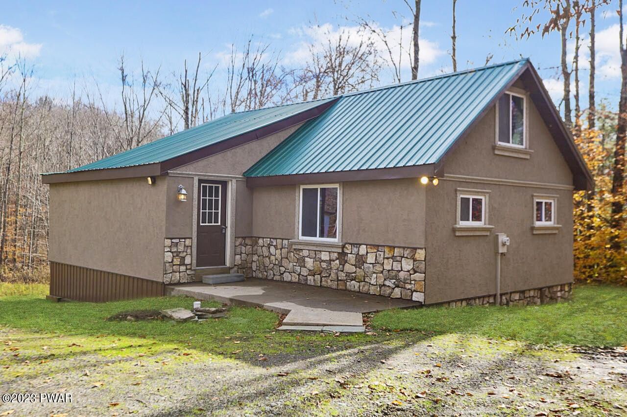 Forest City, Wayne County, PA Lakefront Property, Waterfront Property