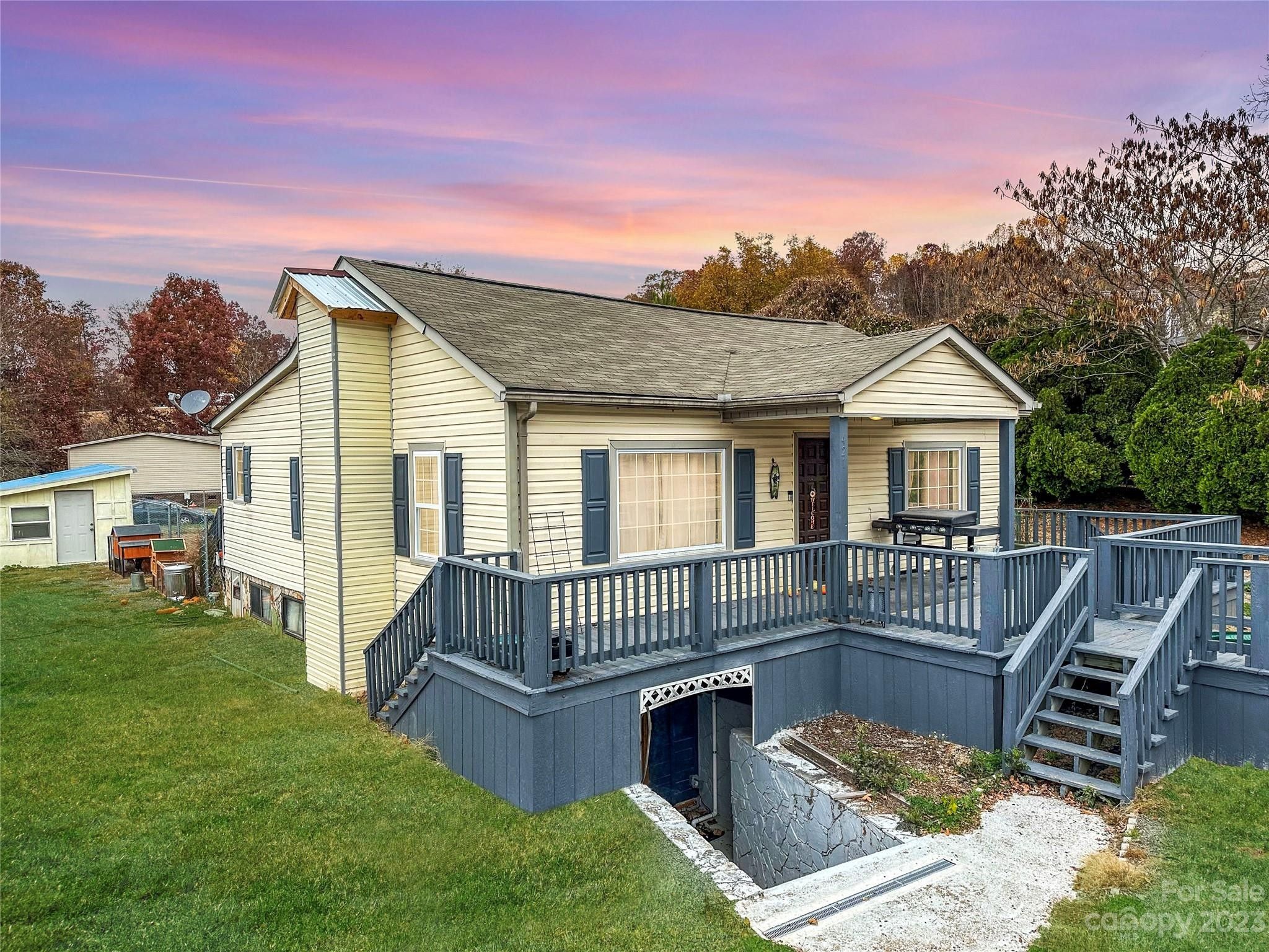 Marion, McDowell County, NC House for sale Property ID 418289556