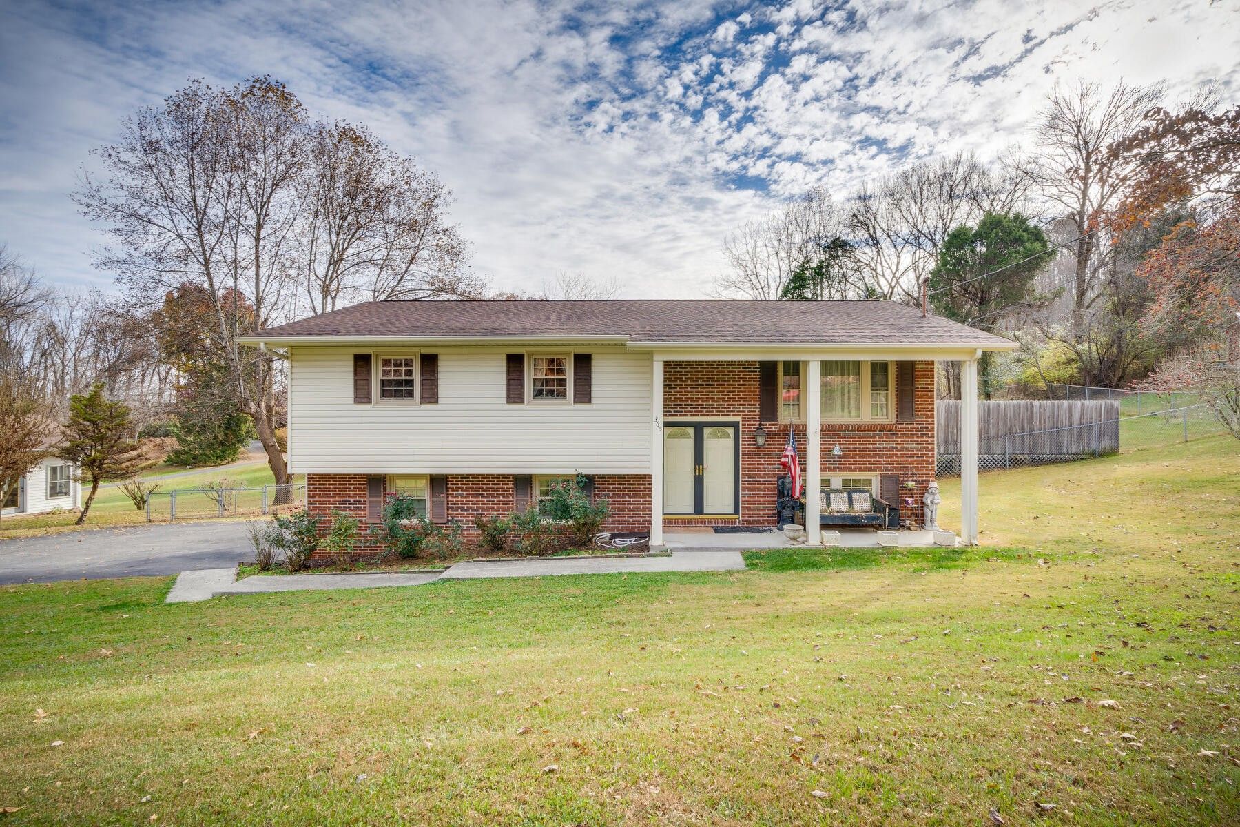 Bluff City, Sullivan County, TN House for sale Property ID 418293901