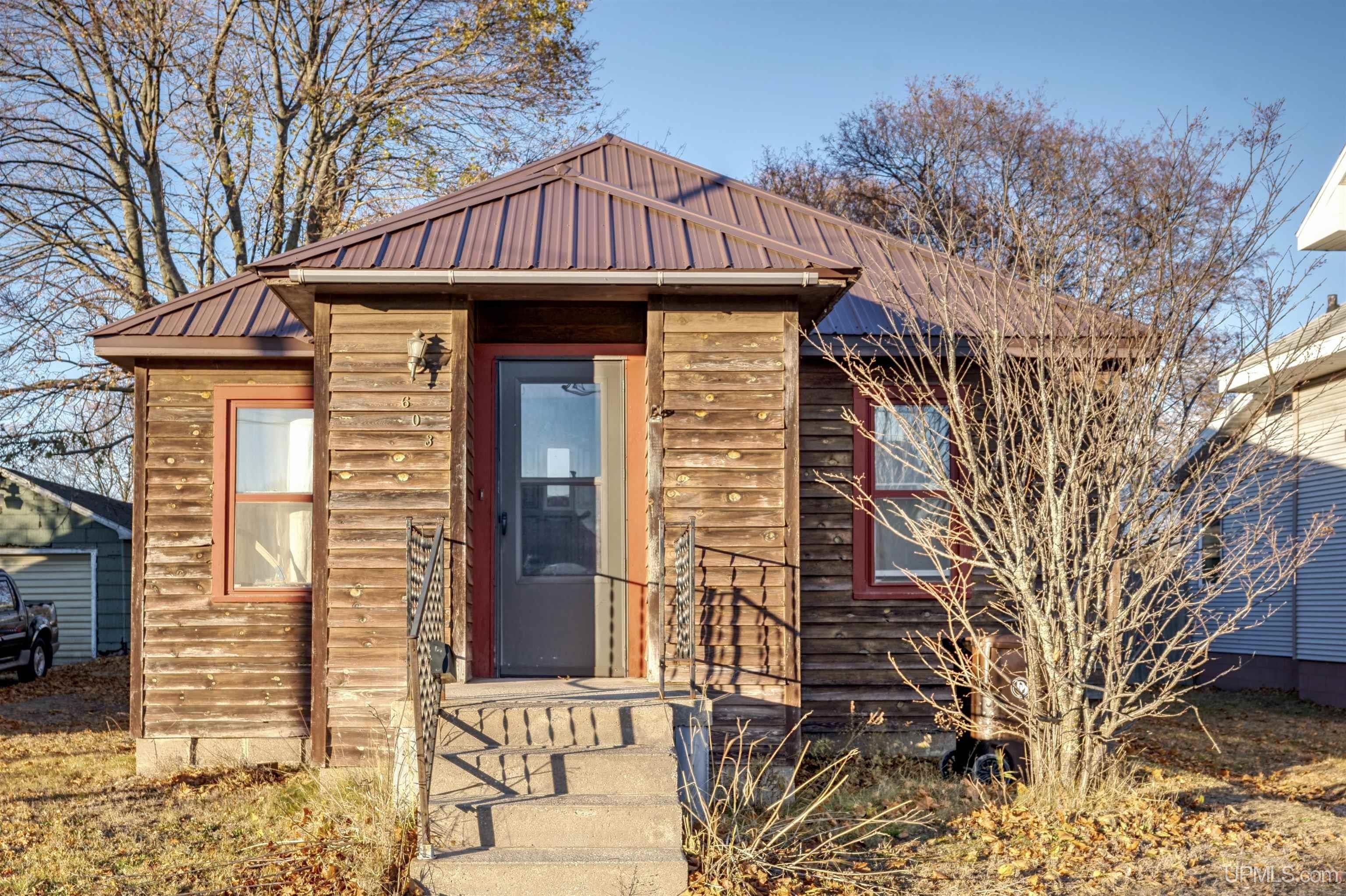 Manistique, Schoolcraft County, MI House for sale Property ID