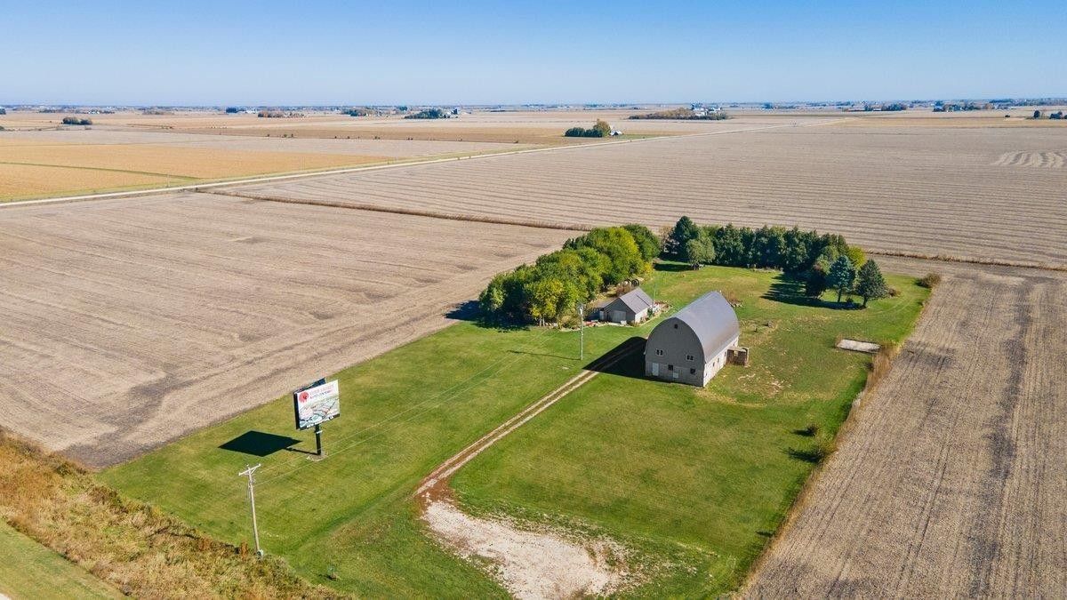 Waverly, Bremer County, IA Commercial Property, Homesites for sale