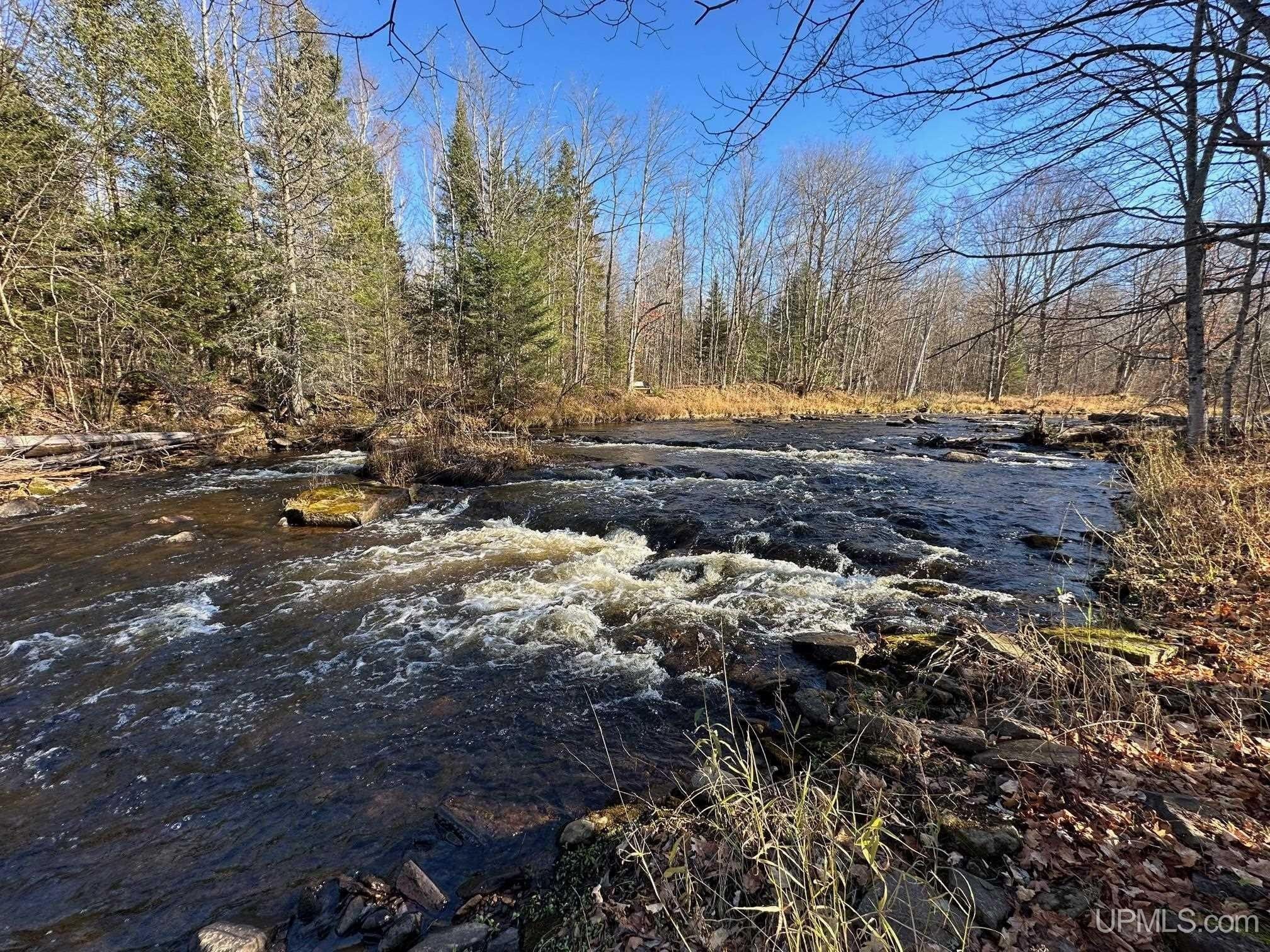 Skandia, Marquette County, MI Undeveloped Land, Lakefront Property, Waterfront Property for sale