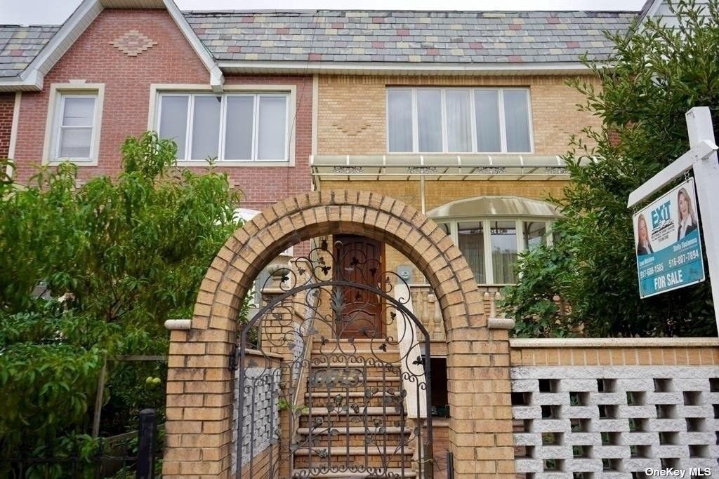 Rego Park, Queens County, NY House for sale Property ID 418330279