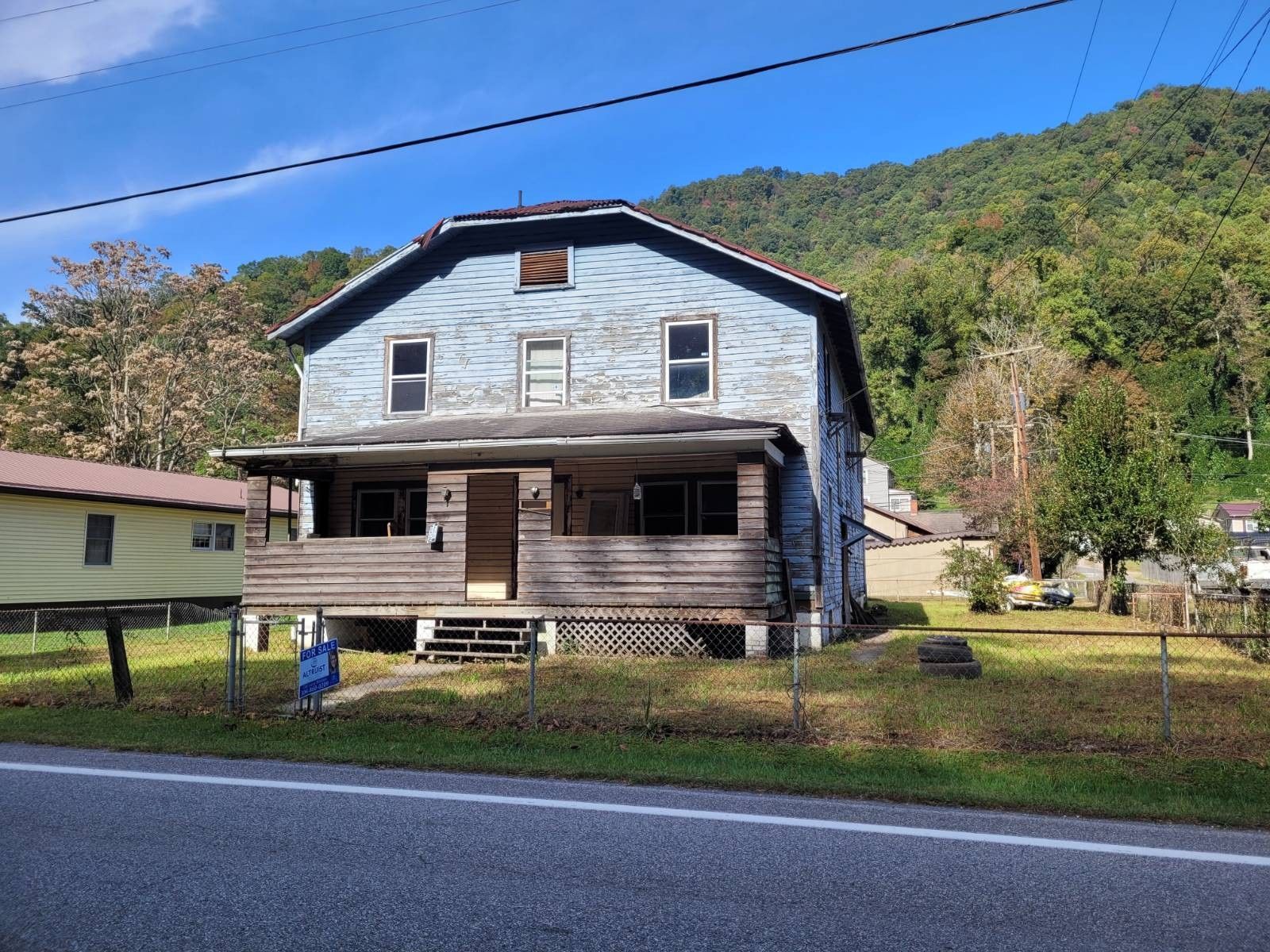 Kimberly, Fayette County, WV Lakefront Property, Waterfront Property