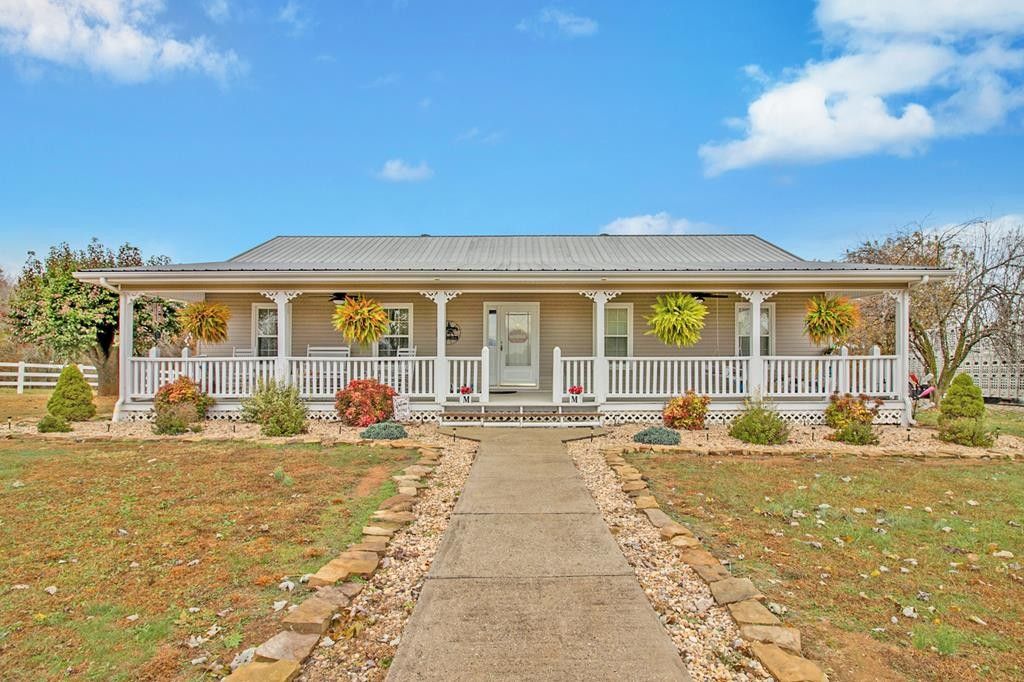 Monroe, Pickett County, TN House for sale Property ID 418344476