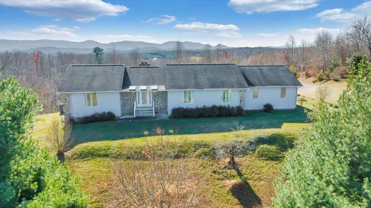 Buchanan, Botetourt County, VA House for sale Property ID 418345729