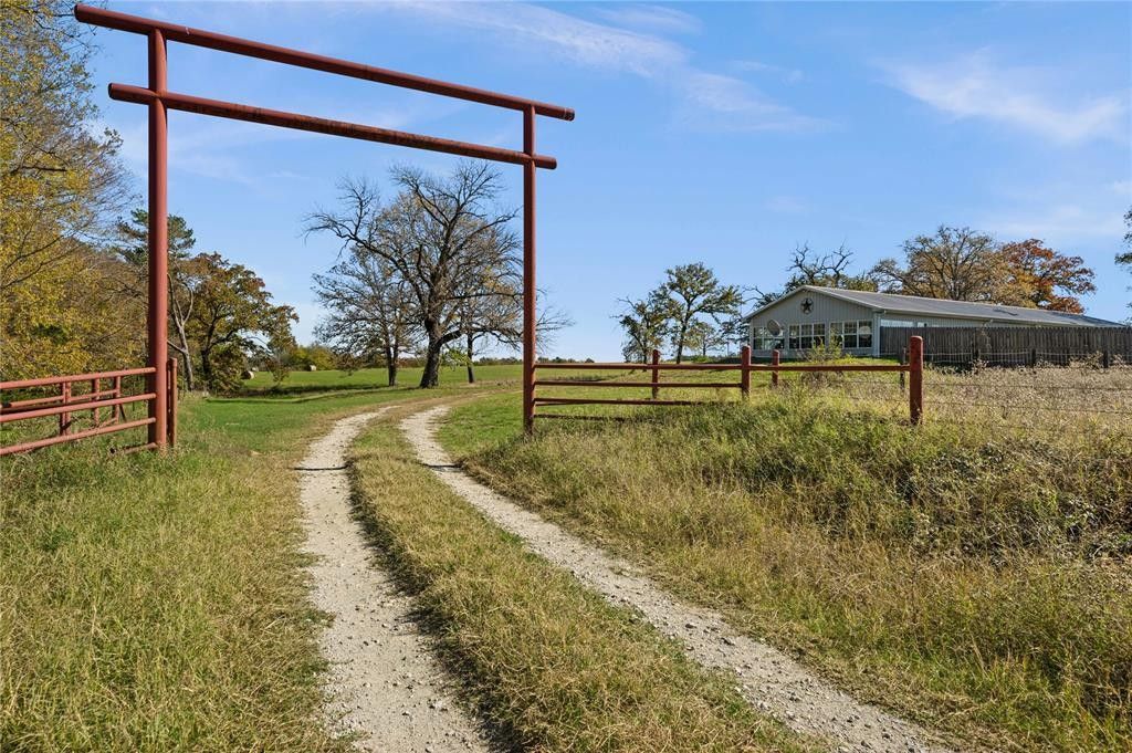 Frankston, Anderson County, TX House for sale Property ID 418359364