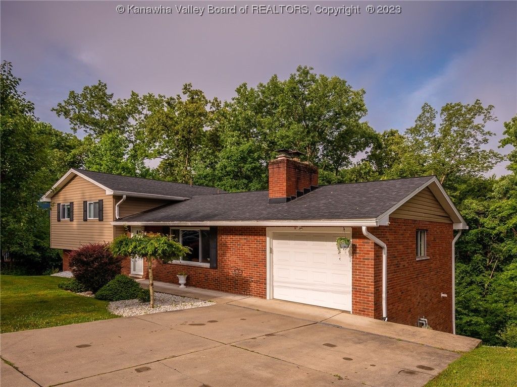 South Charleston, Kanawha County, WV House for sale Property ID