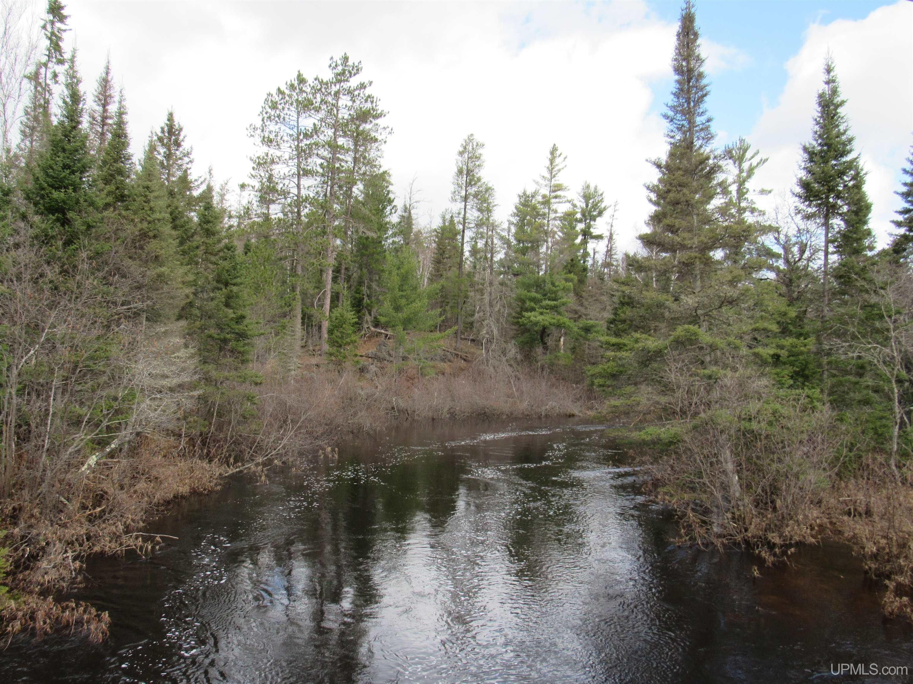 Ishpeming, Marquette County, MI Undeveloped Land, Lakefront Property