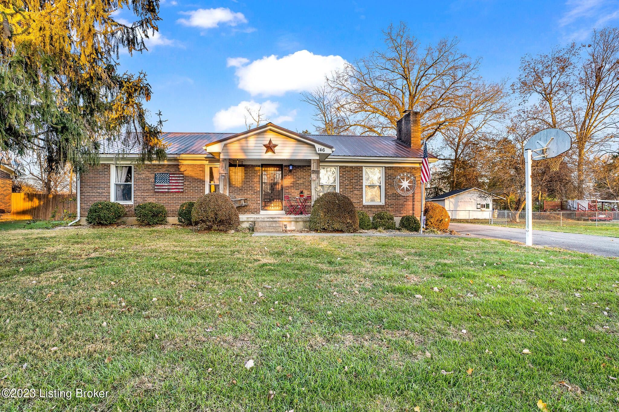 Louisville, Bullitt County, KY House for sale Property ID 418390981