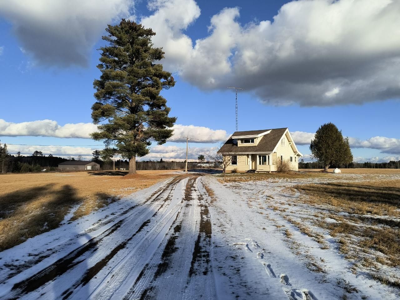 Iron River, Iron County, MI House for sale Property ID 418398174