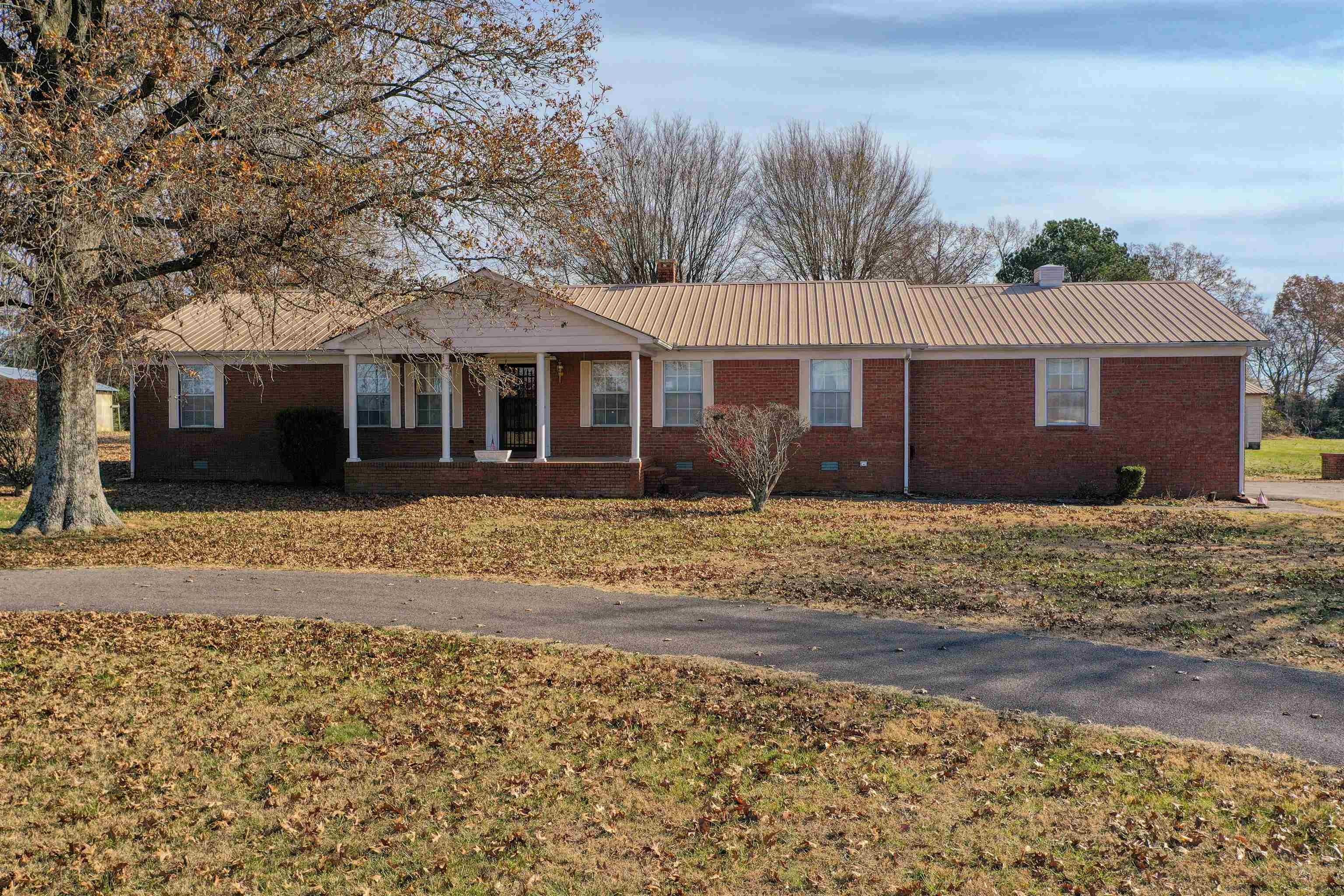 McKenzie, Carroll County, TN House for sale Property ID 418415966