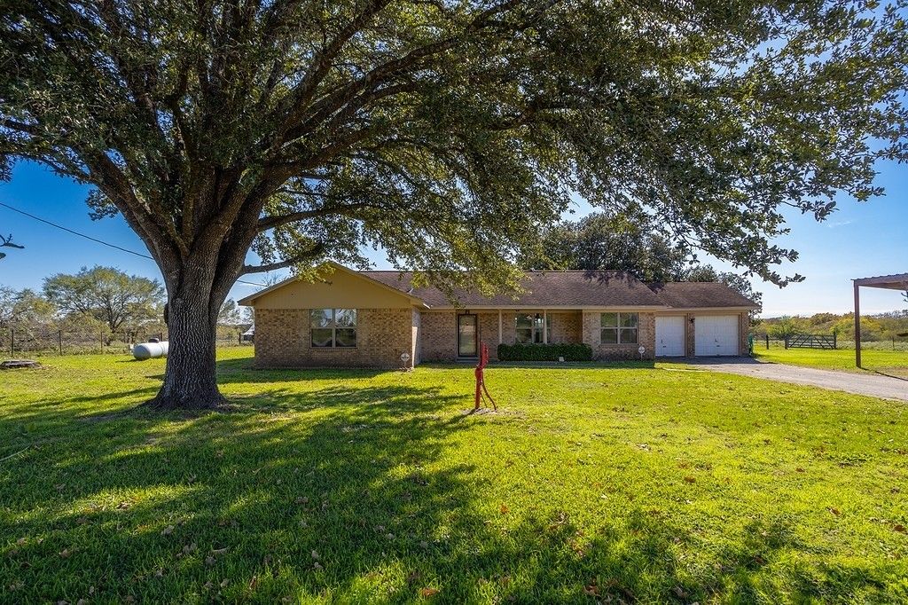 Schulenburg, Fayette County, TX Farms and Ranches, House for sale Property ID 418441681 LandWatch