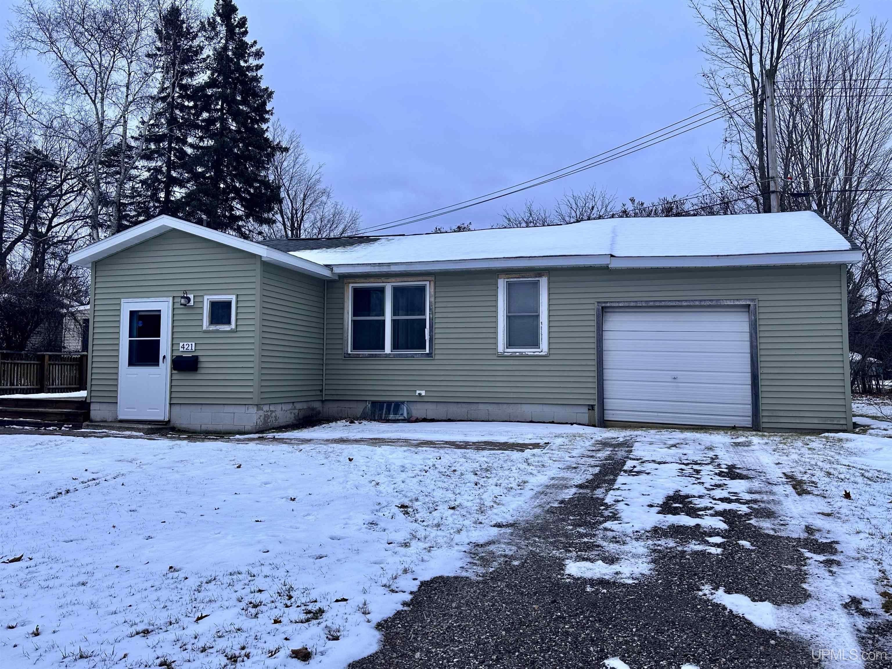 Kingsford, Dickinson County, MI House for sale Property ID 418443086