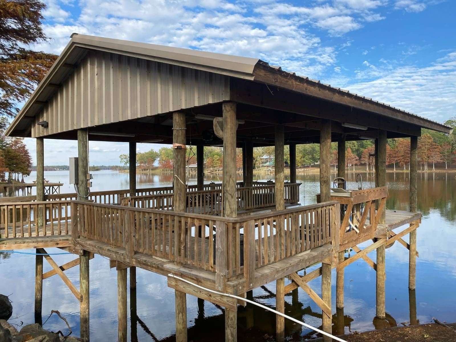 Many, Sabine Parish, LA Lakefront Property, Waterfront Property, House