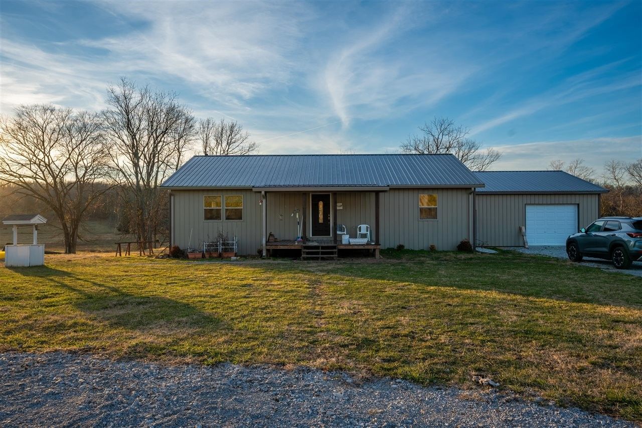 Lewisburg, Logan County, KY House for sale Property ID 418550710