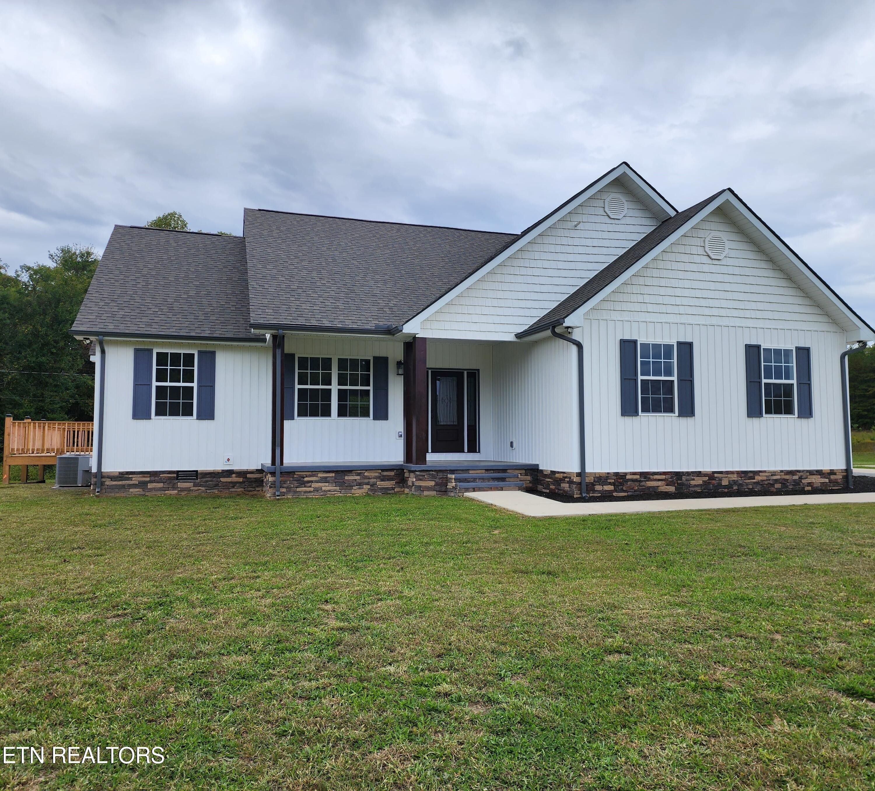 Winfield, Scott County, TN House for sale Property ID 418551144