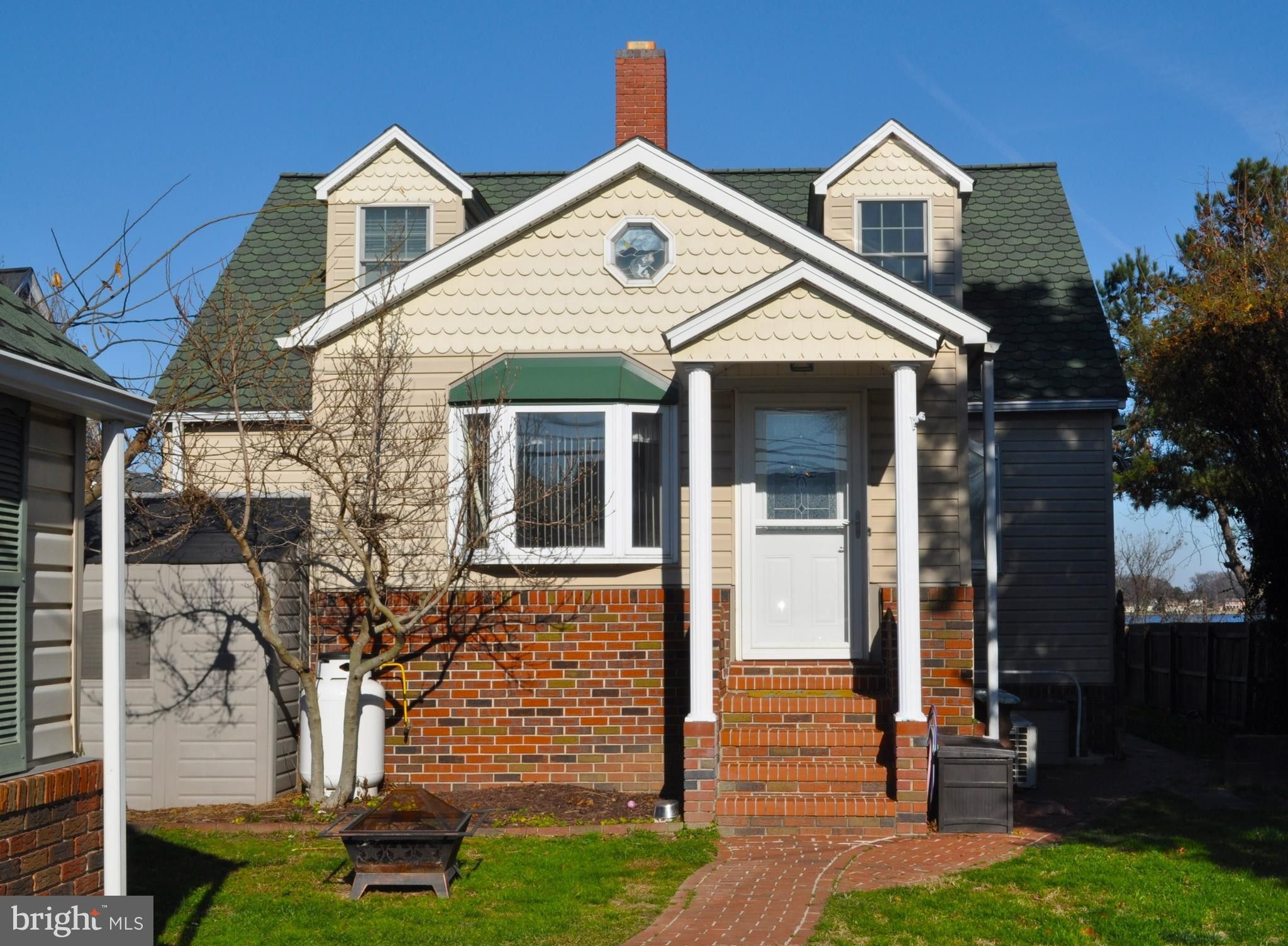 Dundalk, Baltimore County, MD Lakefront Property, Waterfront Property