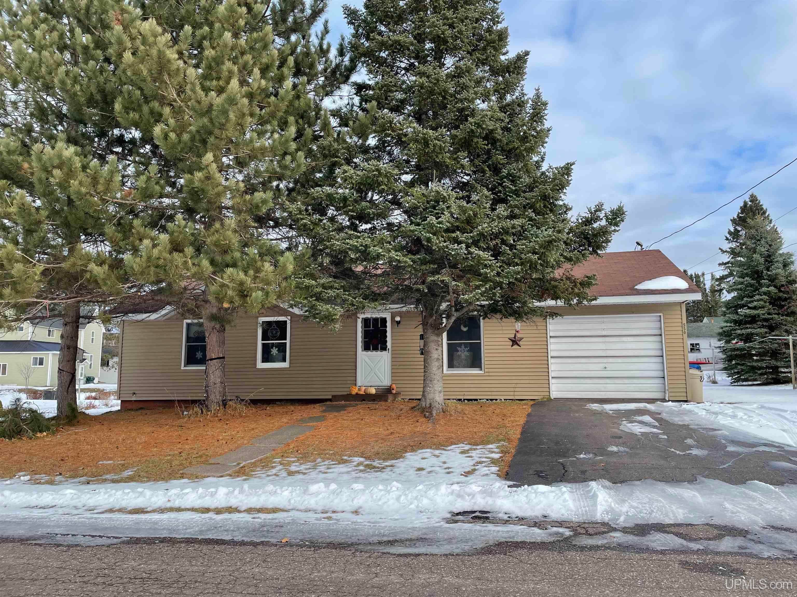 550 5th St, Mohawk, MI 49950 MLS 50129978 LandWatch