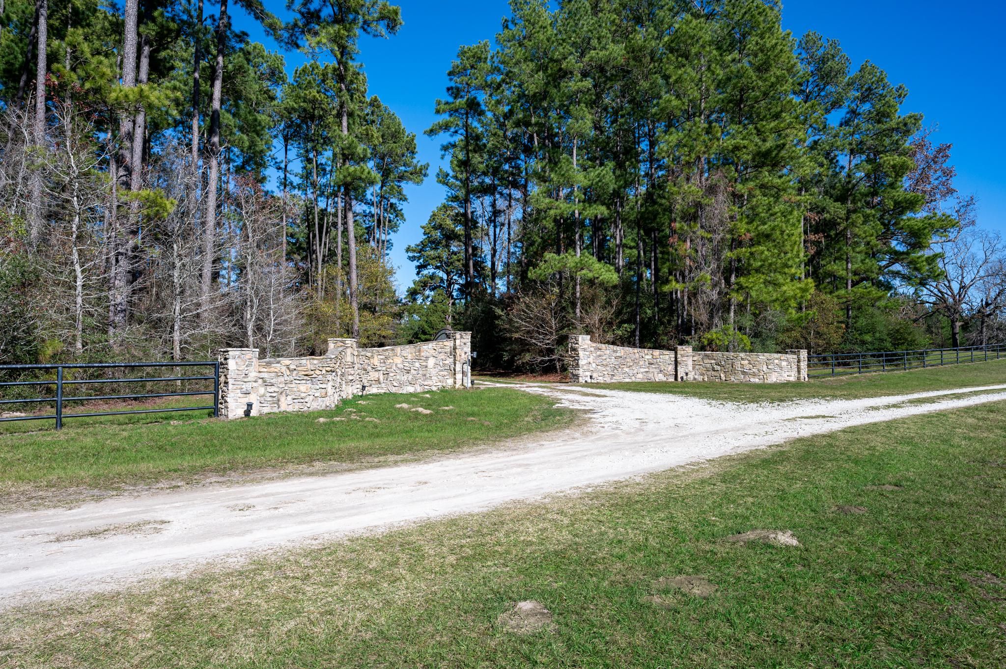 Groveton, Trinity County, TX Farms and Ranches, Horse Property, House