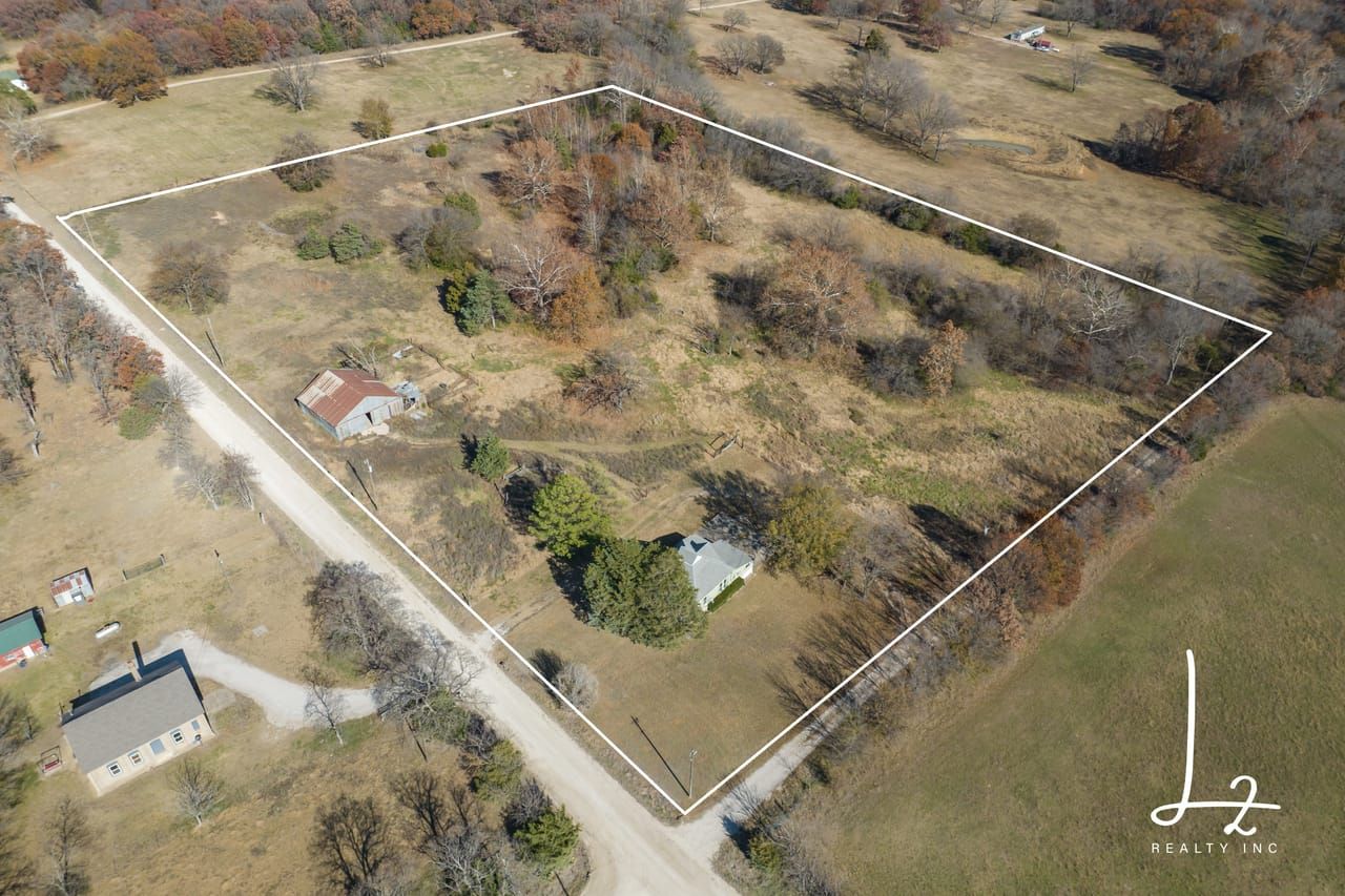 Coffeyville, Montgomery County, KS for sale Property ID 418321887