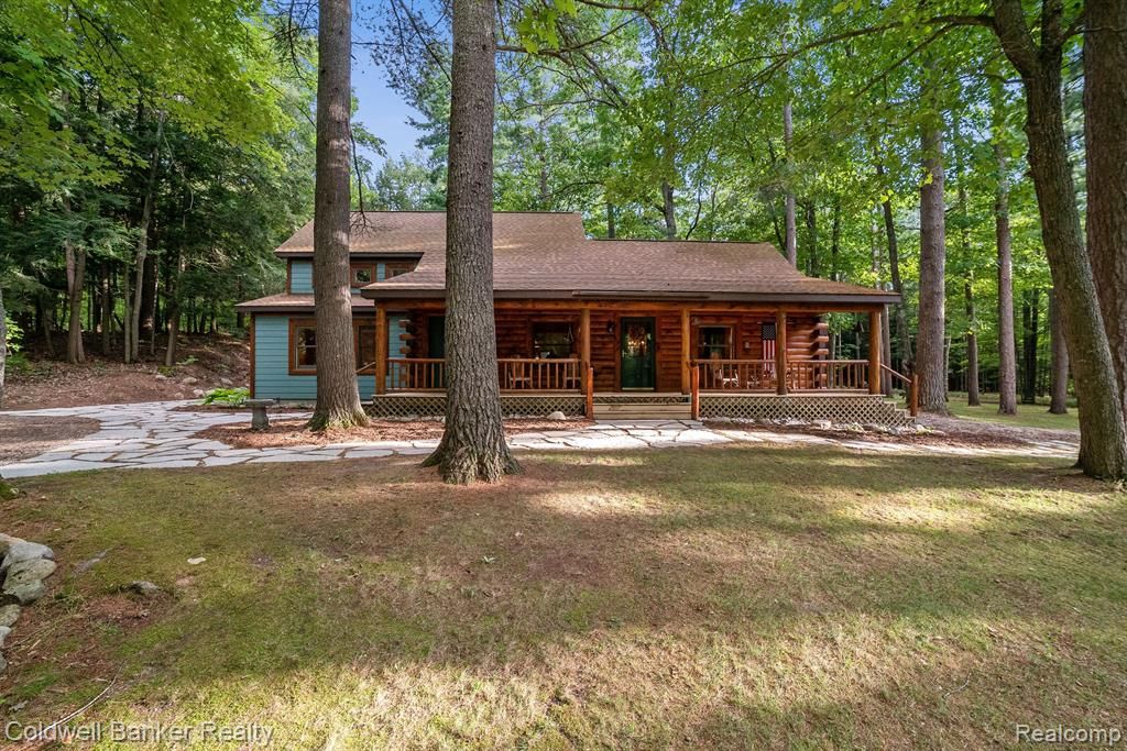 Indian River, Cheboygan County, MI House for sale Property ID